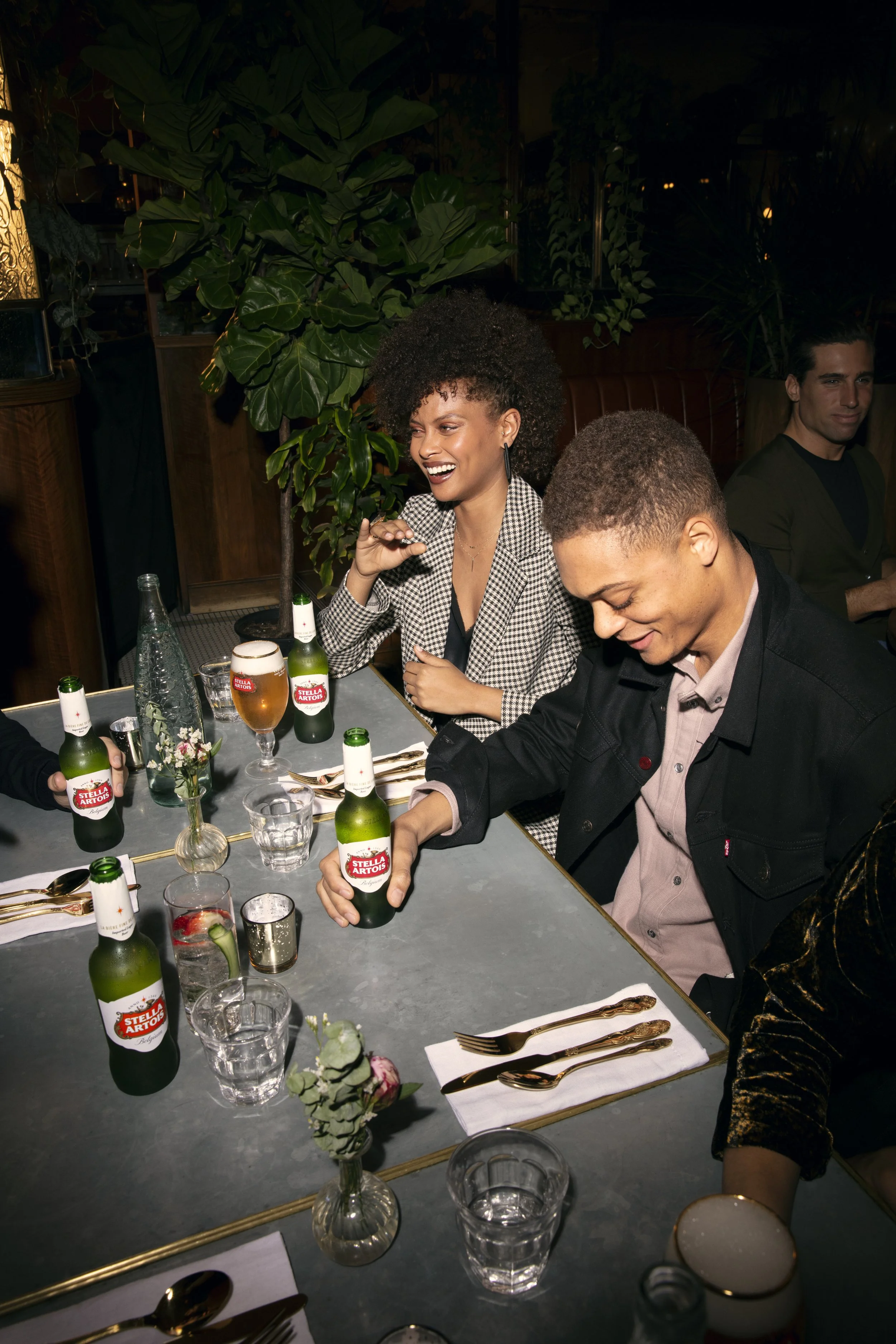 191120_BryanCarr_StellaArtois-3HR-Dinner-Party-0050.R1.2c.jpeg