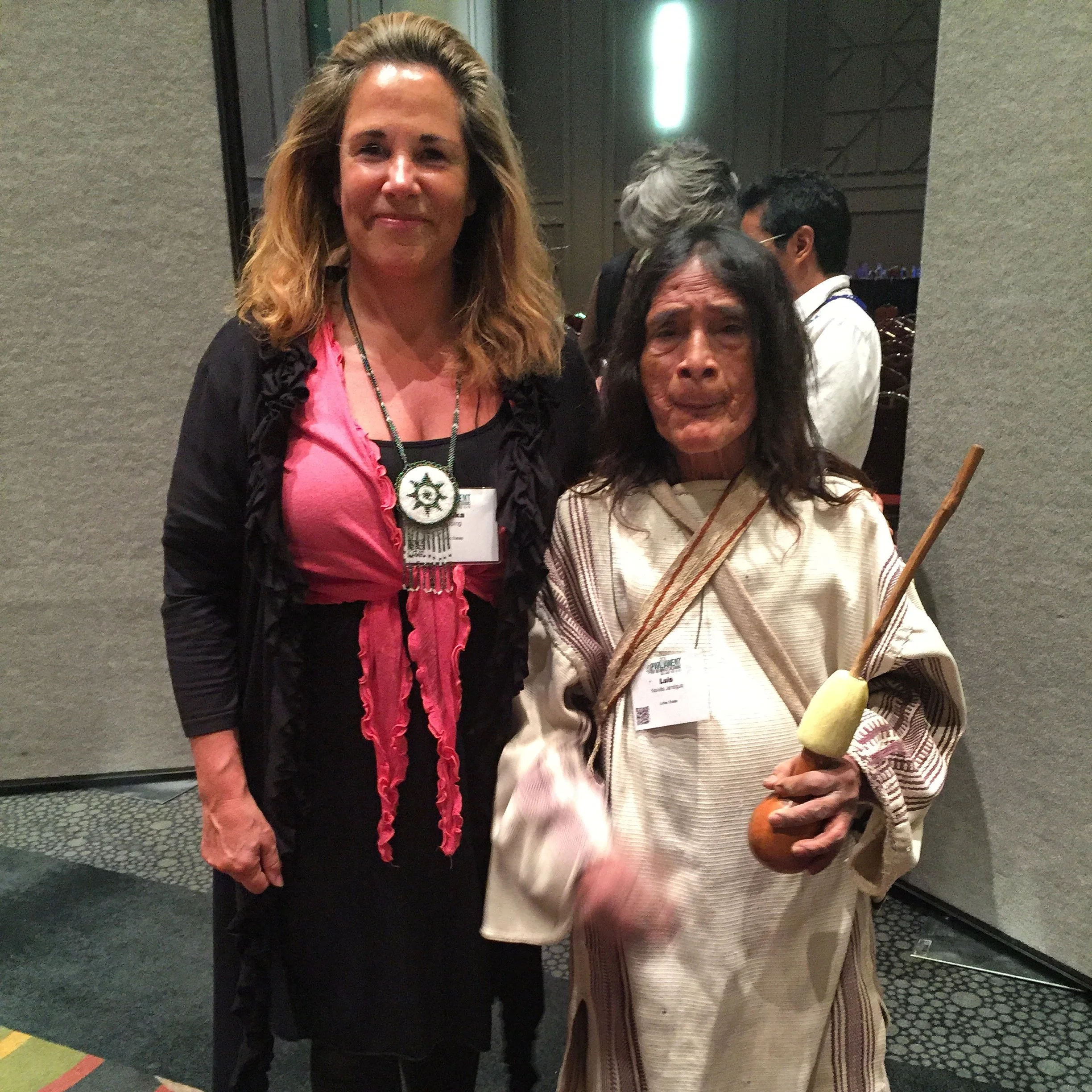 Annika Dopping; Mama Luis