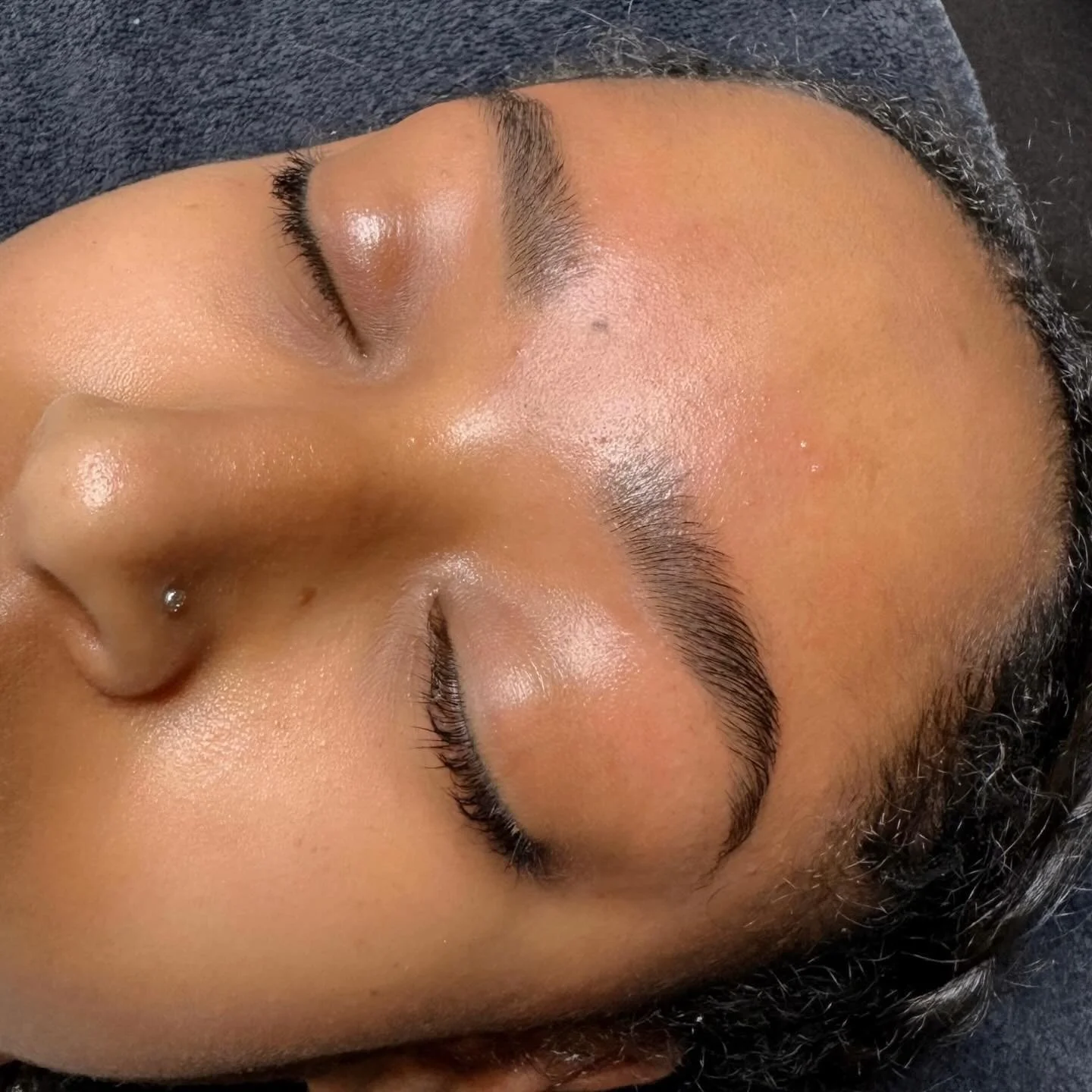 Service // Brow Shaping ✨
&bull;
&bull;
&bull;
&bull;
#browsbydanielarenga #browwax #browshaping #satinsmooth #browstudio #santabarbara #santabarbarabrows