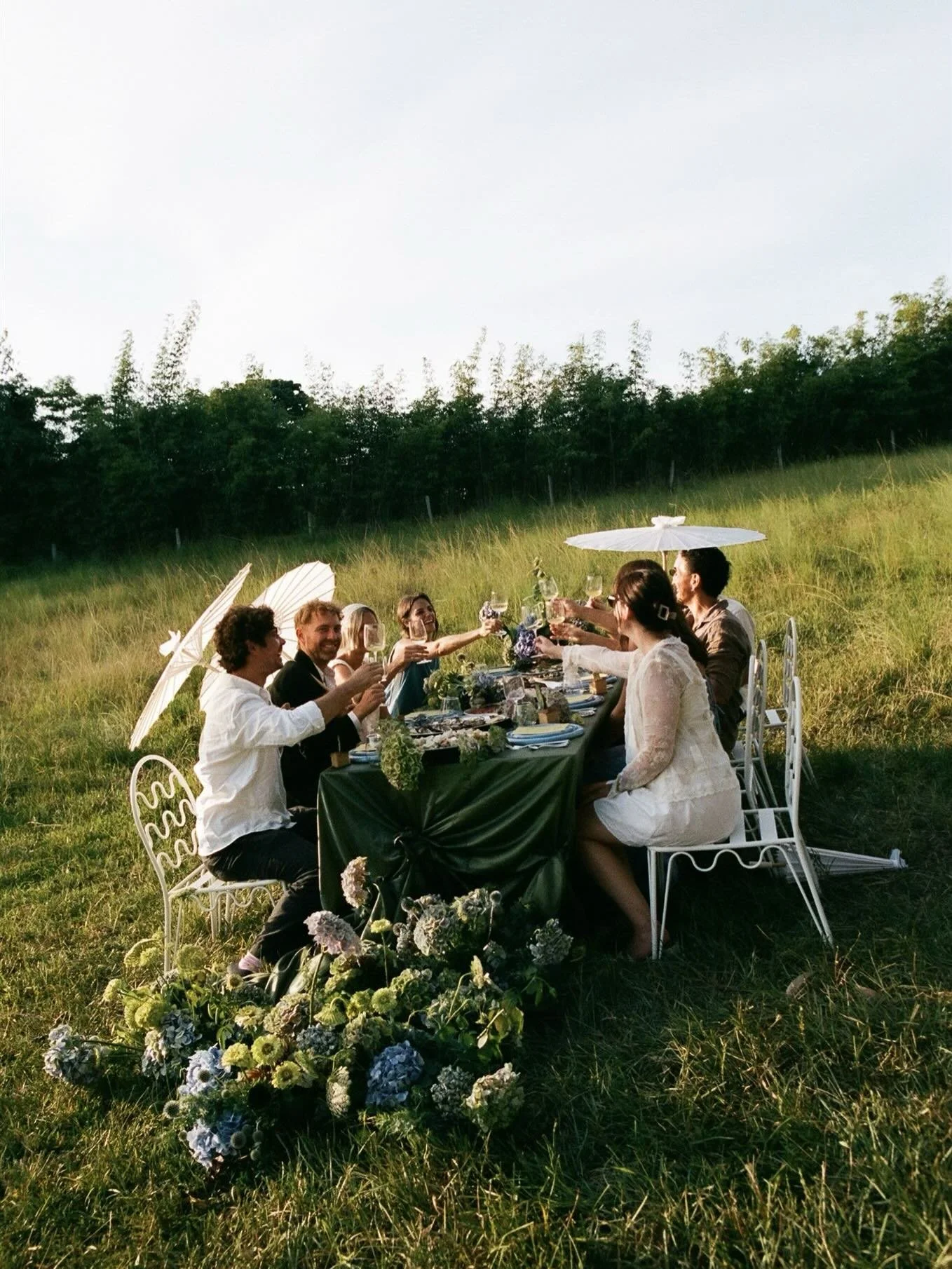 Magical day in the hinterland with the best humans 🤍 

Wedding team 👇 
Florals &amp; art direction: @flwr_studio 
Planning &amp; table styling: @blossomgatherings 
Photographer: @jasonlucasweddings 
Content creator: @sociallywed.au 
Props: @la__mon