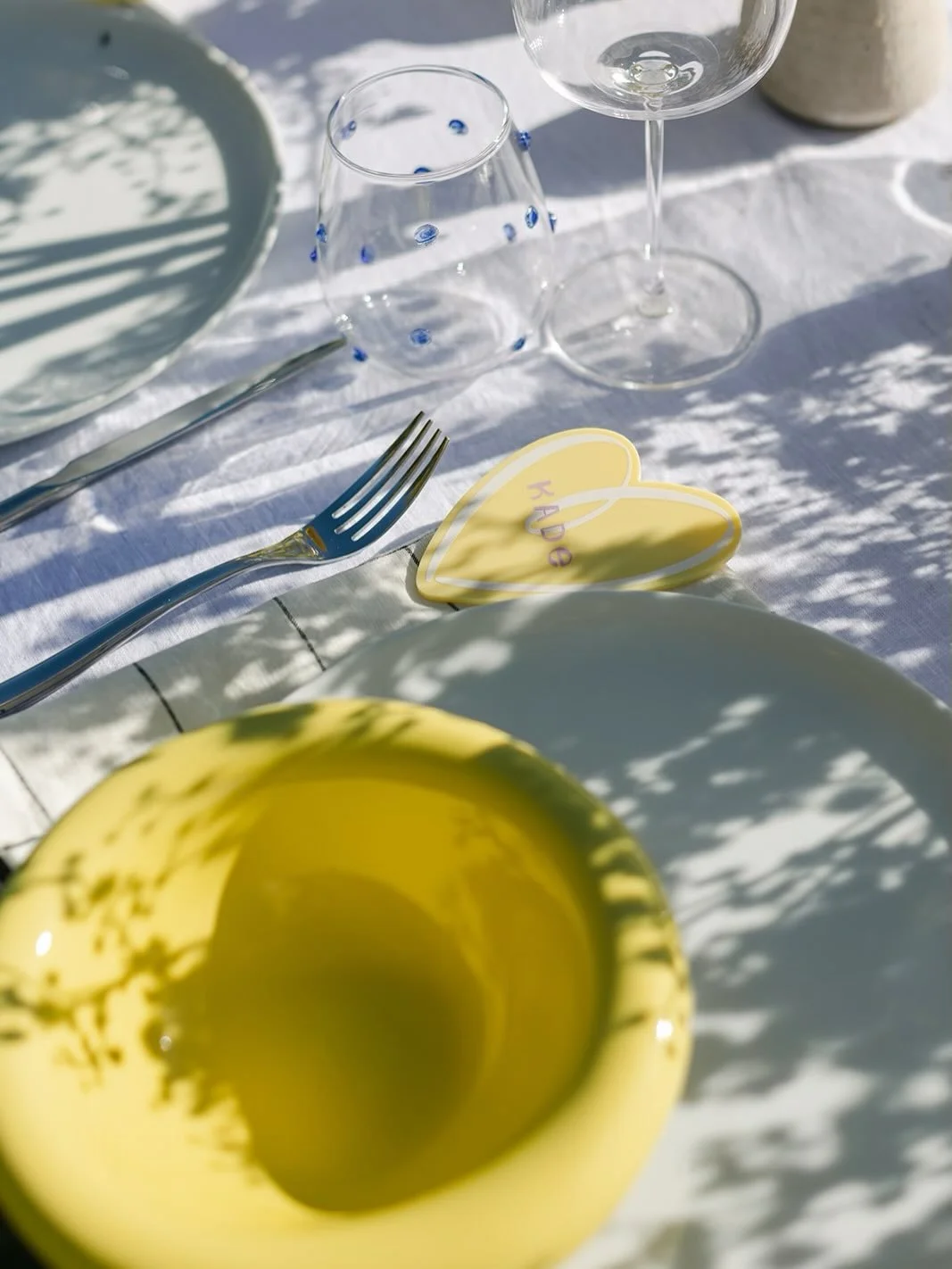 TB to a dreamy winter day by the mandarin tree with a wonderful bunch of creatives. Lou was in my belly and I felt like I had all the energy in the world, this day is imprinted in my soul with it&rsquo;s sweet mandarin scent

Photographer: @beckrocch