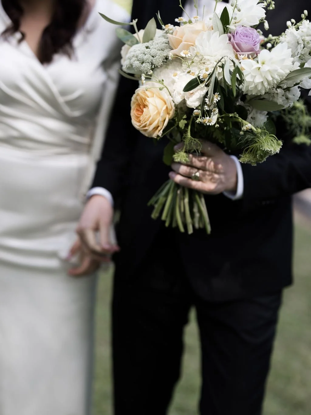 Ash &amp; Callum&rsquo;s wedding at @fridas.field 

I love you both , so grateful I got to be part of your day @ashleighwaldren 🩵 

Venue: @fridas.field @weddings.at.fridas.field 
Photographer: @megankelly.studio 
Celebrant: @emily_celebrant 
Floris