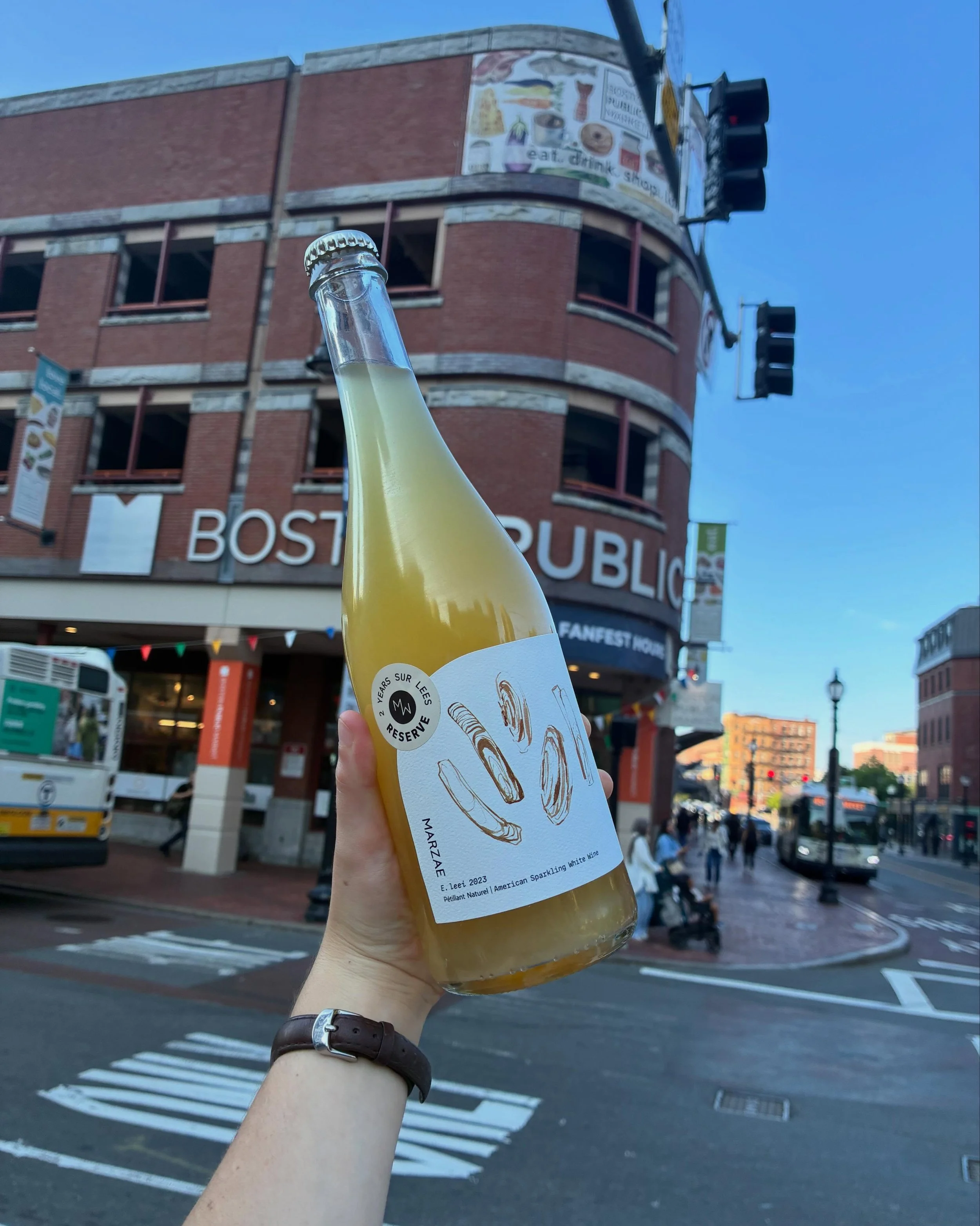 Massachusetts&rsquo; only natural wine tasting room is coming to a public market near you&hellip;&hellip;

Follow along for opening dates, sneak peaks, and so much more as we get closer to welcoming you into our new space towards the end of the month