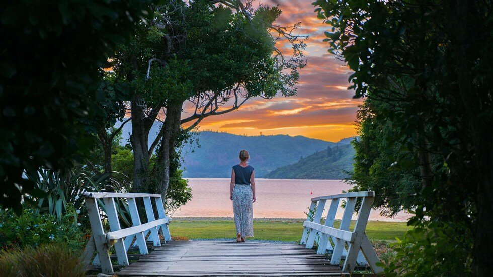 Surround yourself with the beauty of nature in the Sounds