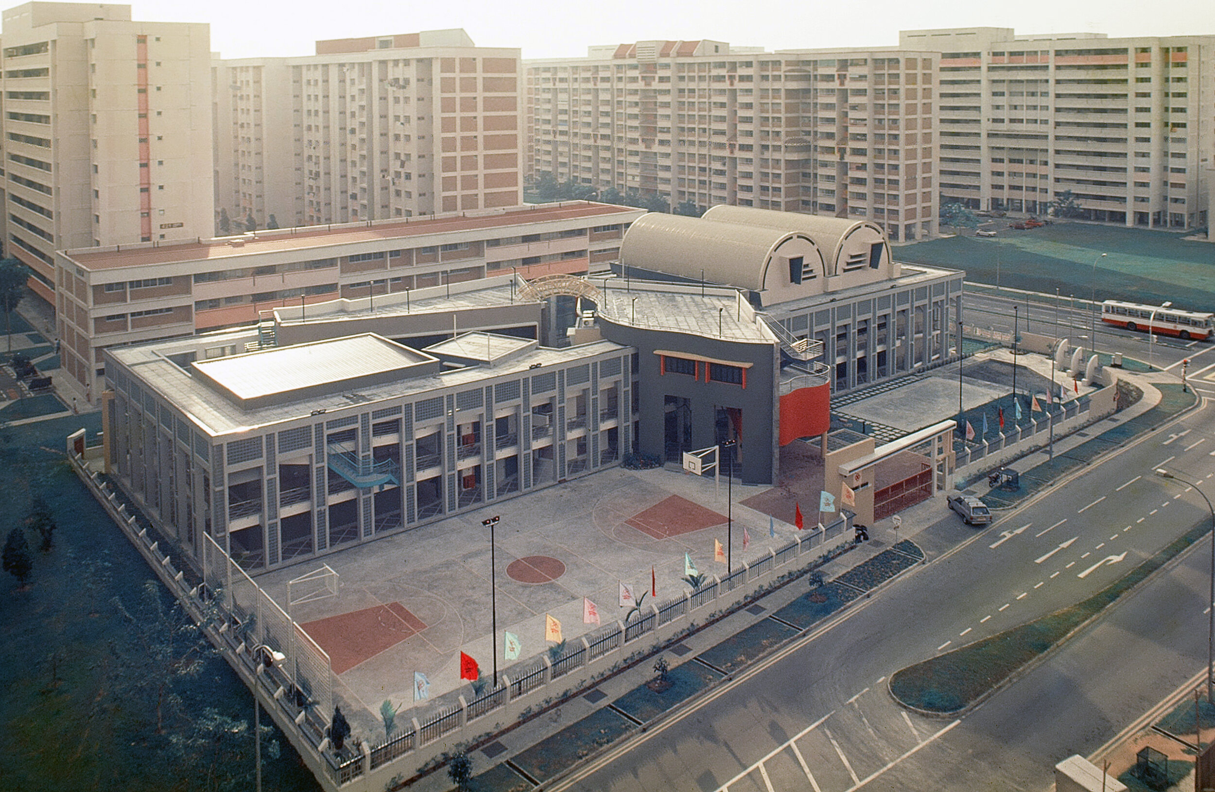  Aerial view of Tampines North Community Centre (1989), photograph by Albert Lim, reproduced with the permission of Mok Wei Wei/W Architects. 