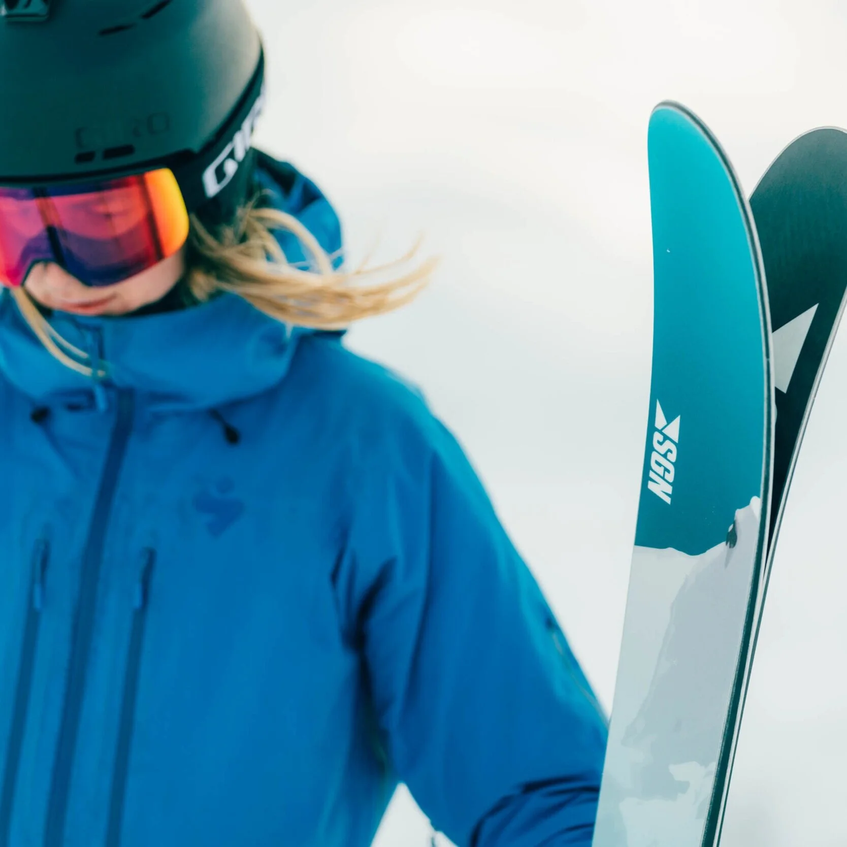 Gründerbedrifta som sel ski- og kjøyreglede til folket