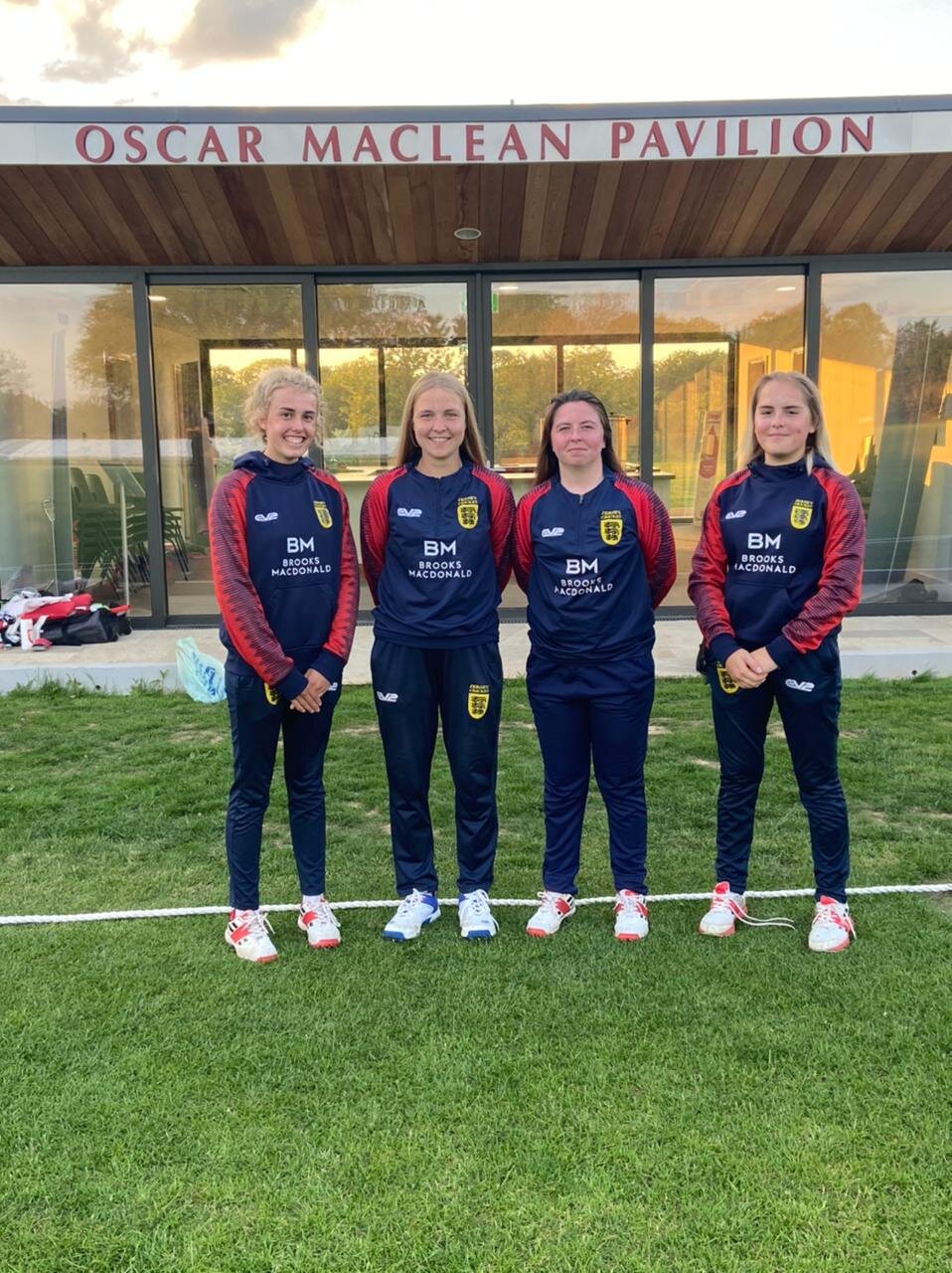 Jersey women to Middlesex