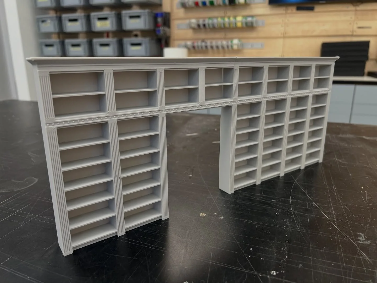 Questo &egrave; il modellino.
Questo il progetto.
Questa la prova.
Questa la location.

E questa&hellip;
beh, questa &egrave; la scatola dove conservo i soldi per realizzarlo. 😂

This is the model.
This is the project.
This is the test.
This is the 