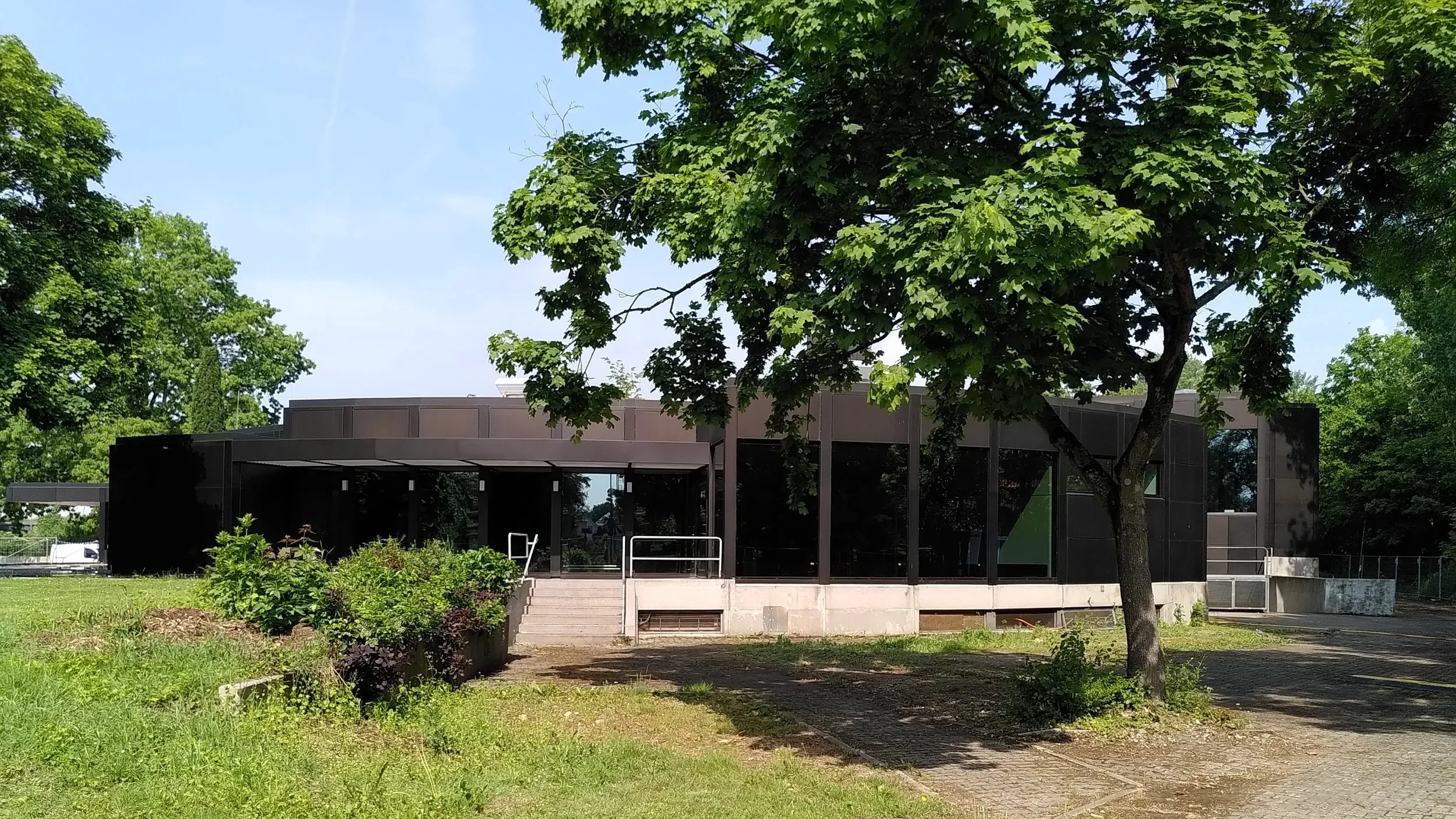 au-enanlagen-stadthalle-hattersheim-gr-n