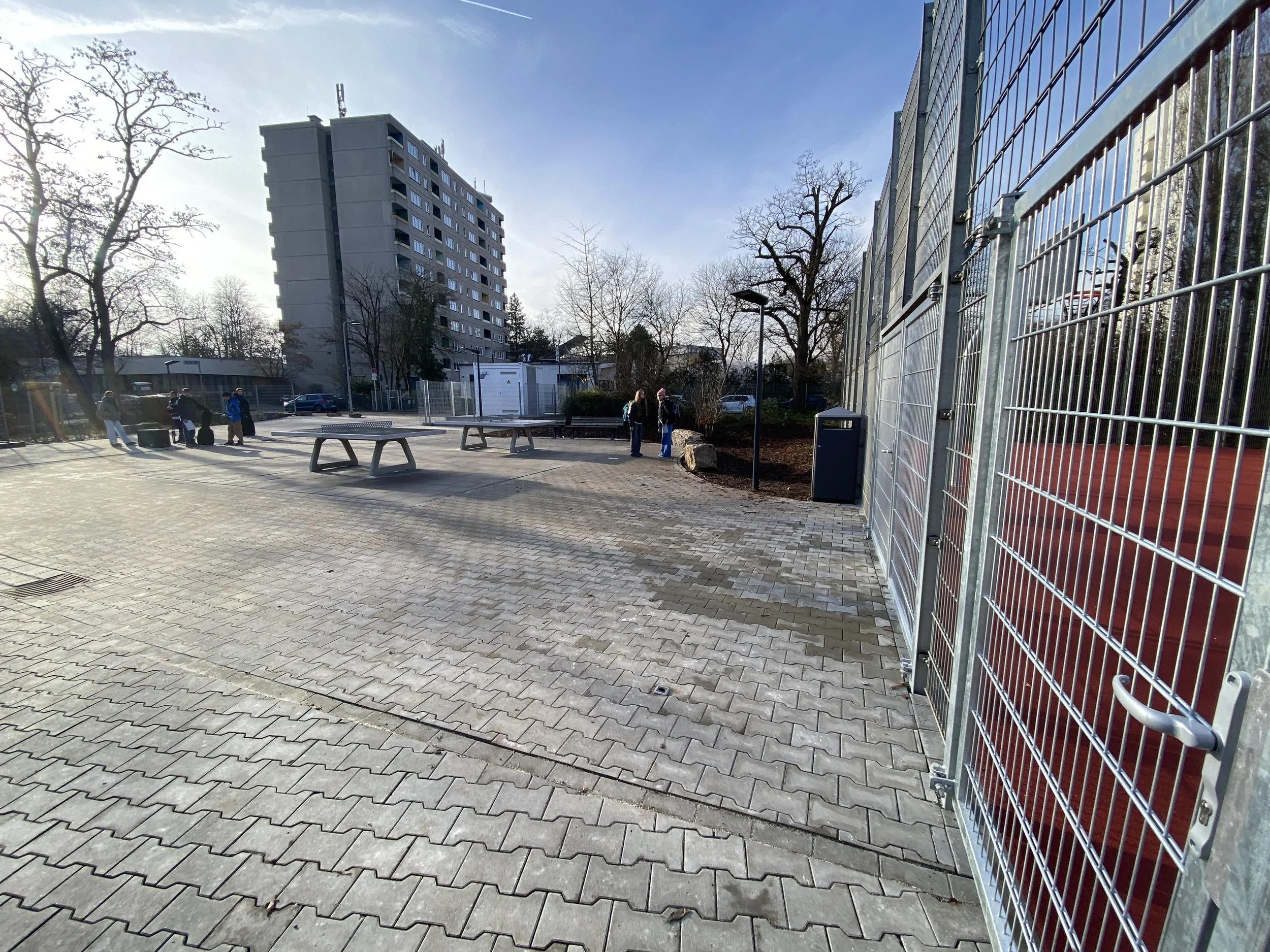 Schulhofgestaltung Gymnasium Süd Tiroler Park