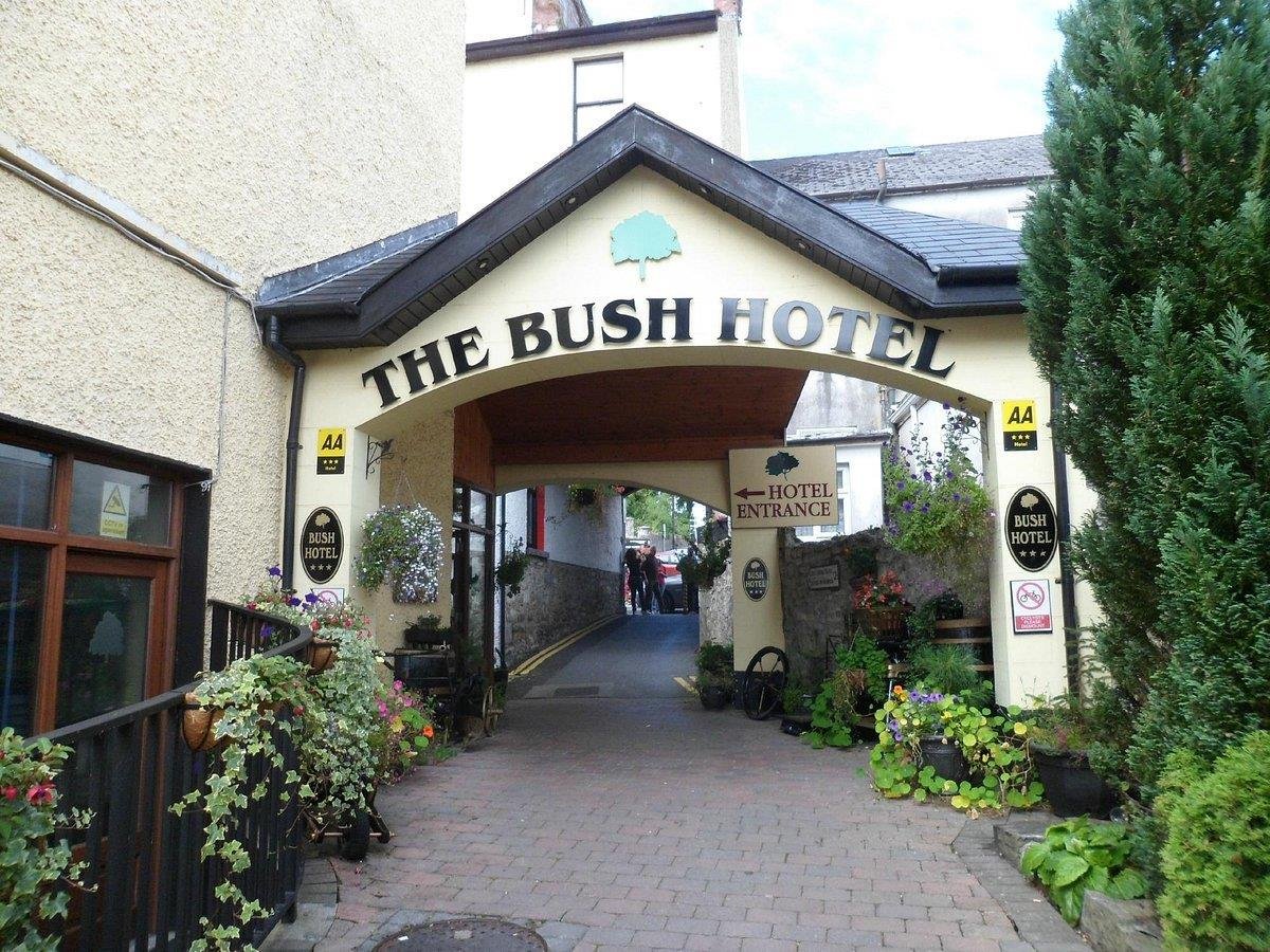 bush-hotel (1).jpg