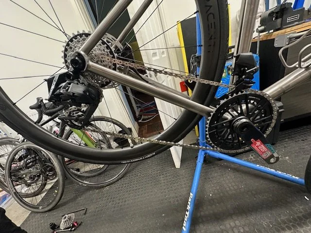 SRAM Force AXS instalation.jpg