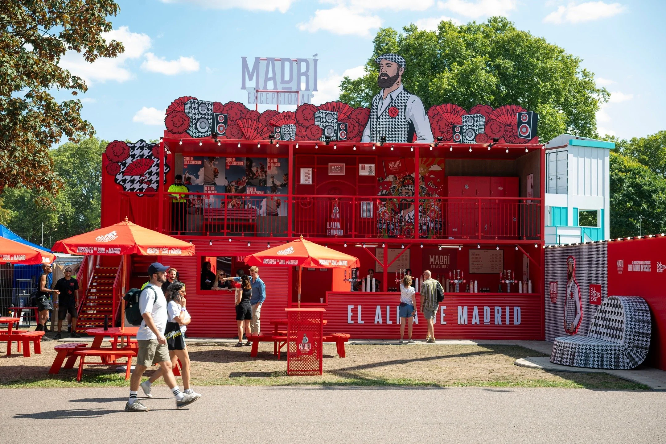 Another one on the books 🍹🔩
Creator just wrapped a standout container build for @sensemktg at @allpointseastuk — and this one turned heads. From raw steel to fully branded showpiece, we delivered a high-impact activation space built to pour