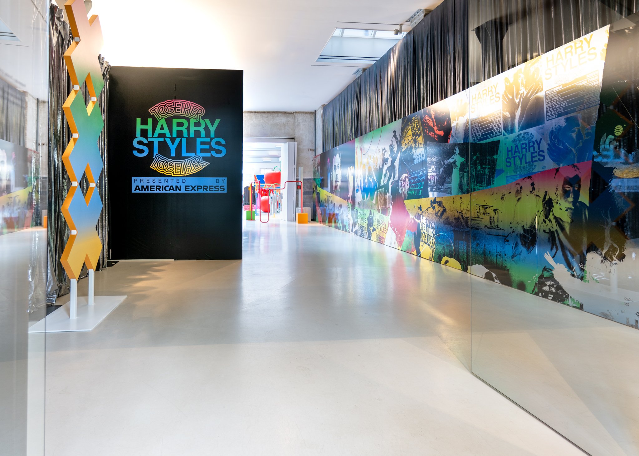 Websize-PopUpShop-HarryStyles-Slaack-May-2-©-Cindy-Jeurissen.jpg
