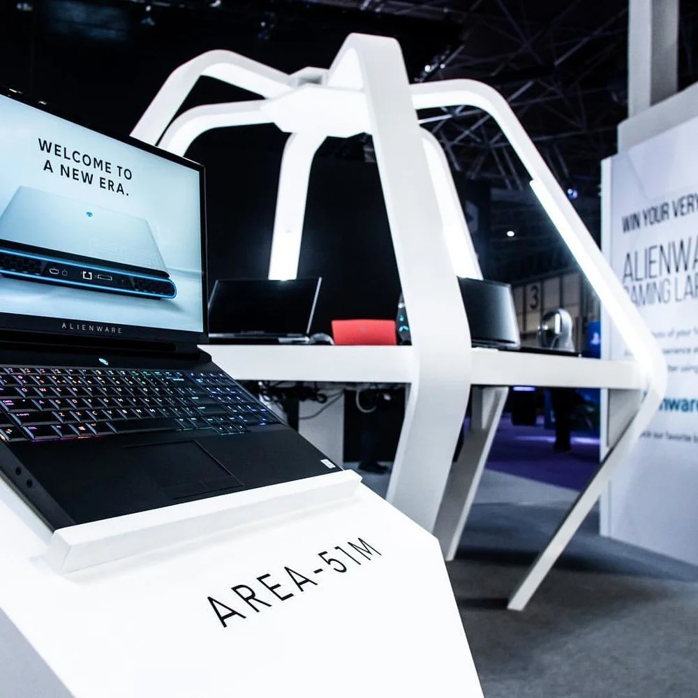 NEC-INSOMNIA64-DELL-ALIENWARE-STAND-11.jpg