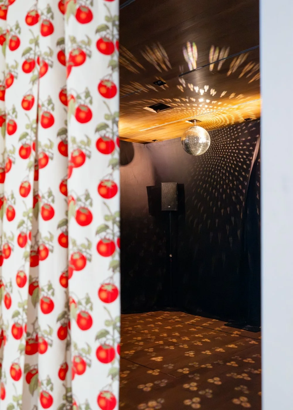 HQ-PopUpShop-HarryStyles-Slaack-4-©-Cindy-Jeurissen (Website).jpg