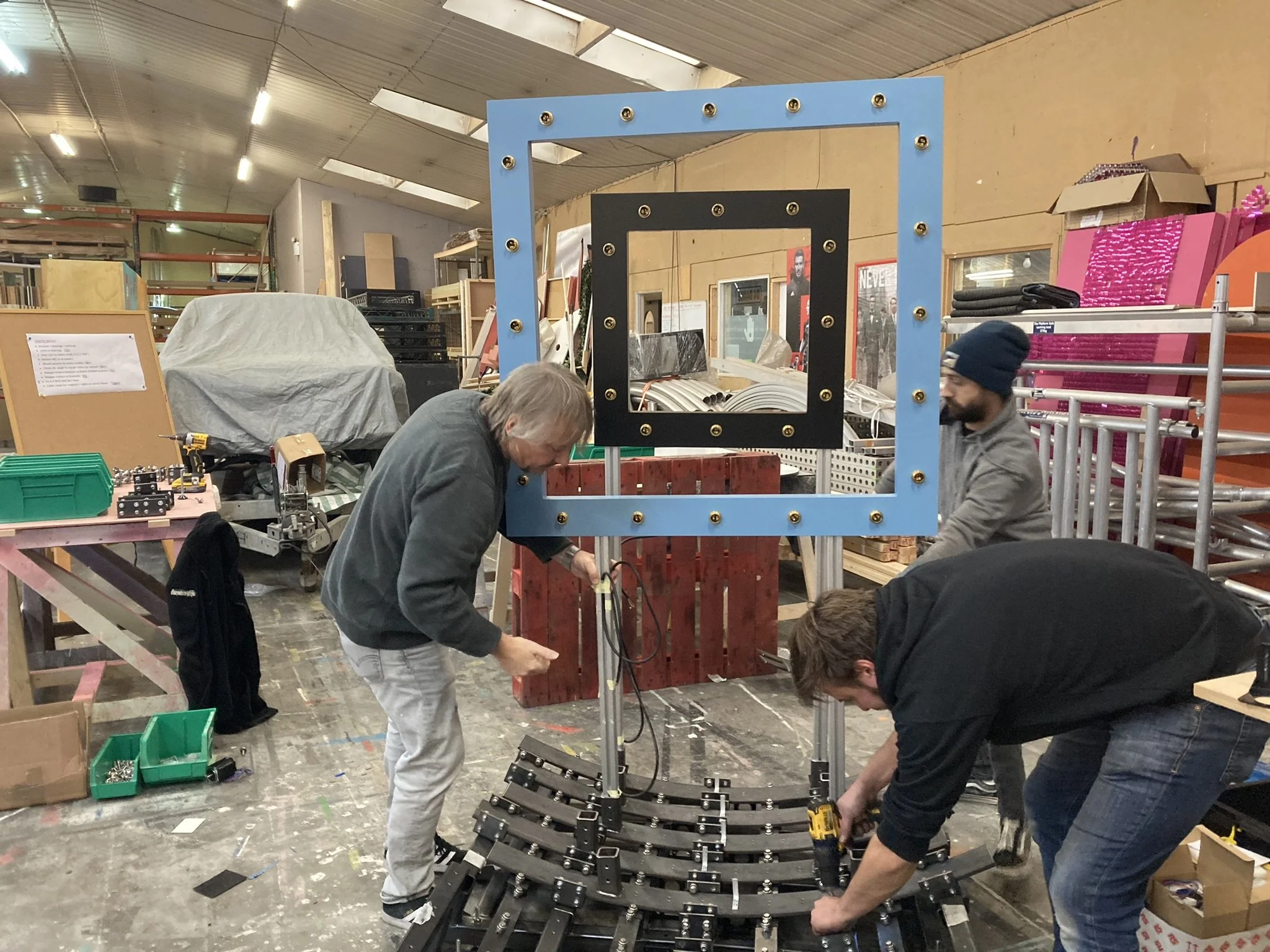 Custom engineering with kinetic elements at the Creator International workshop