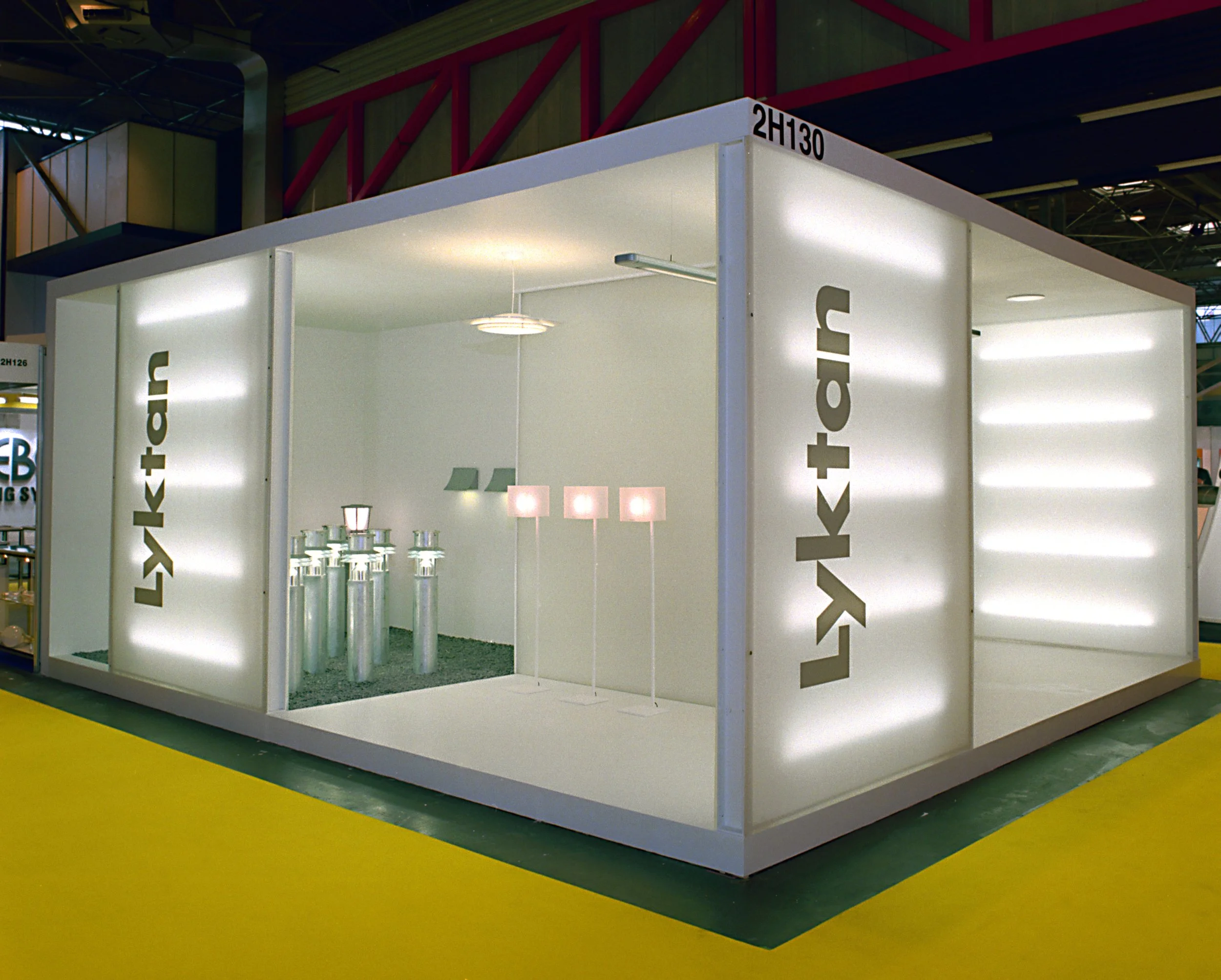 Lyktan-exhibition-stand-design-fabrication-installation-3.JPG