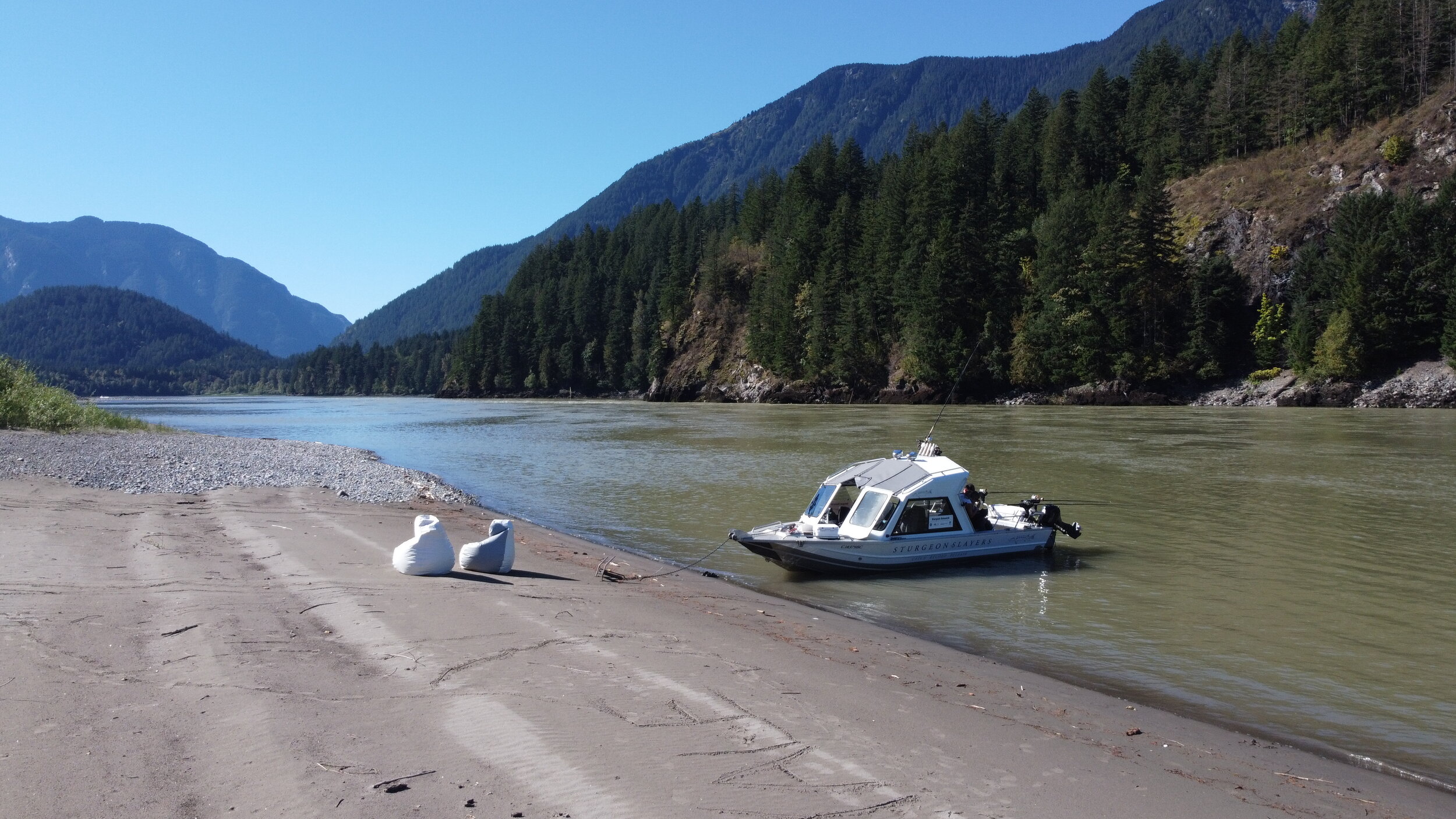  Beach and BBQ by Boat! 