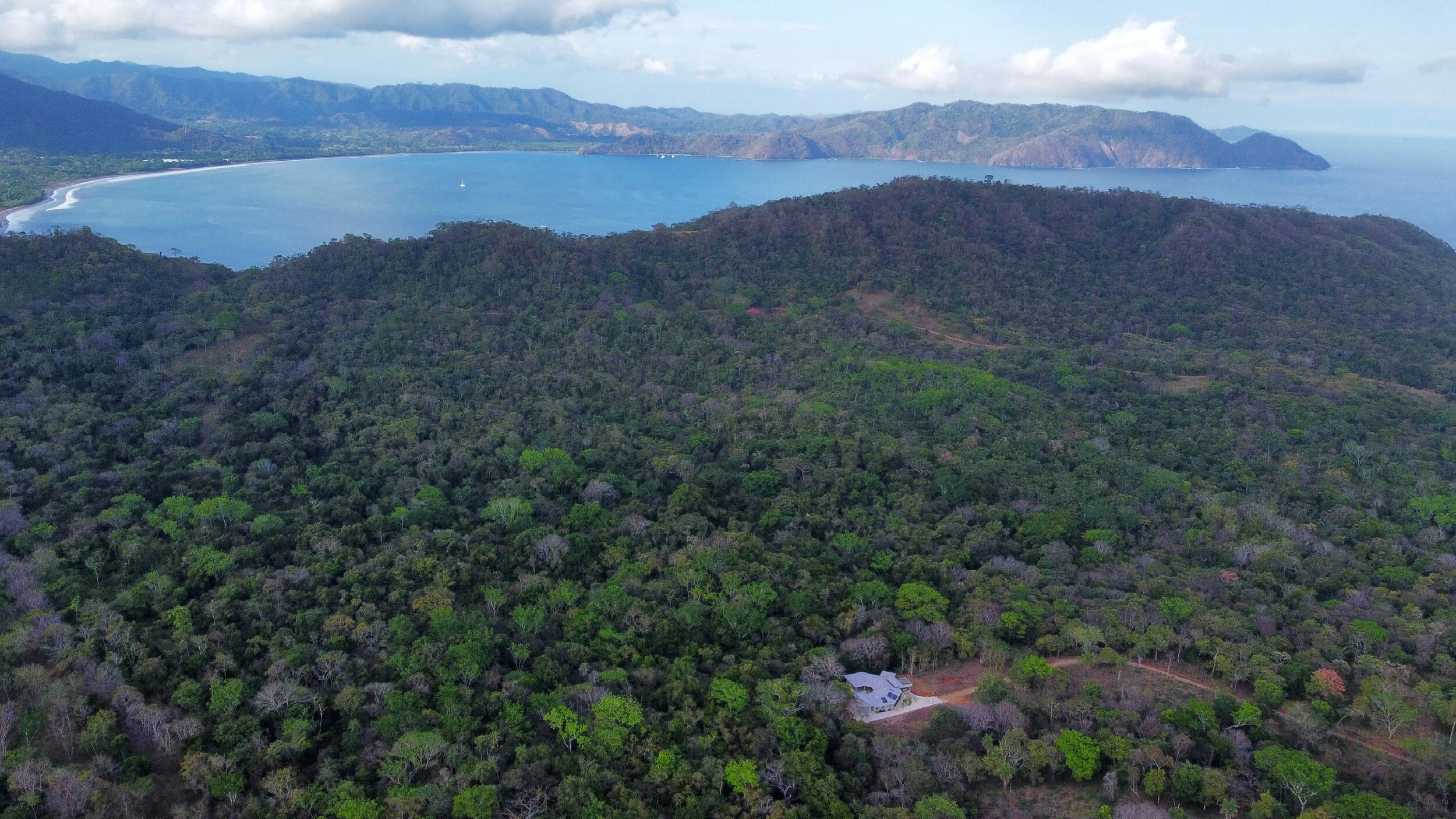  Privacy In Costa Rica - You can rent out this vacation house in the image above.  Click here for rental details . 