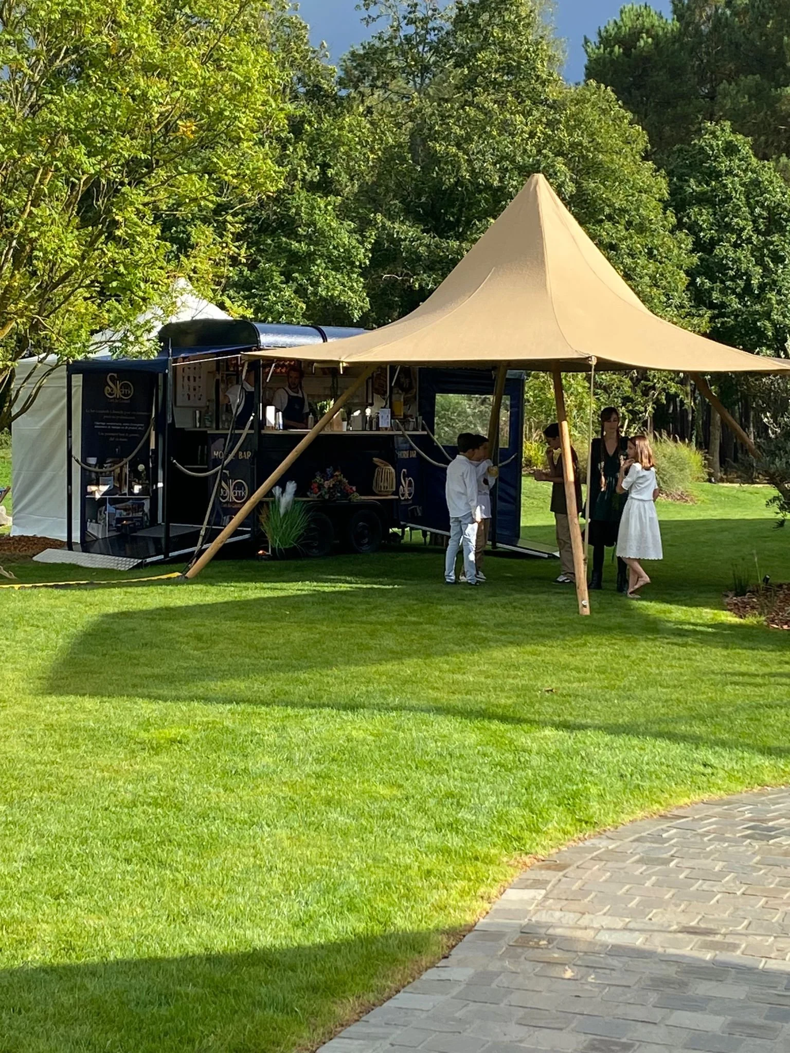 Anniversaire de mariage Mme Jouvet