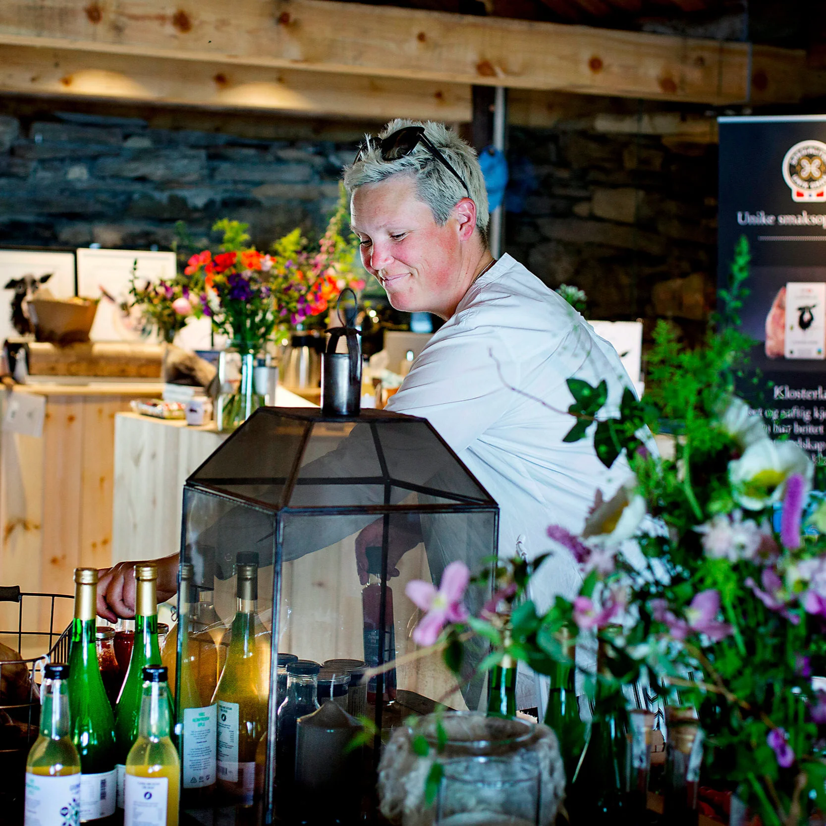 Sommeråpent i gardsutsalget på Utstein fra kl. 12.00 til kl. 15.00