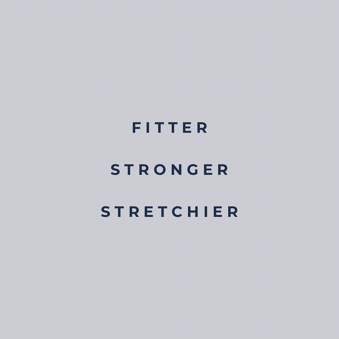 P E R F E C T  C O M B O
🔘
I am by no means perfect with my own workouts and lifestyle, I eat processed food when I run out of time, my kids watch screens when I need to get things done, after teaching barre I loving nailing McDonalds Hamburgers and