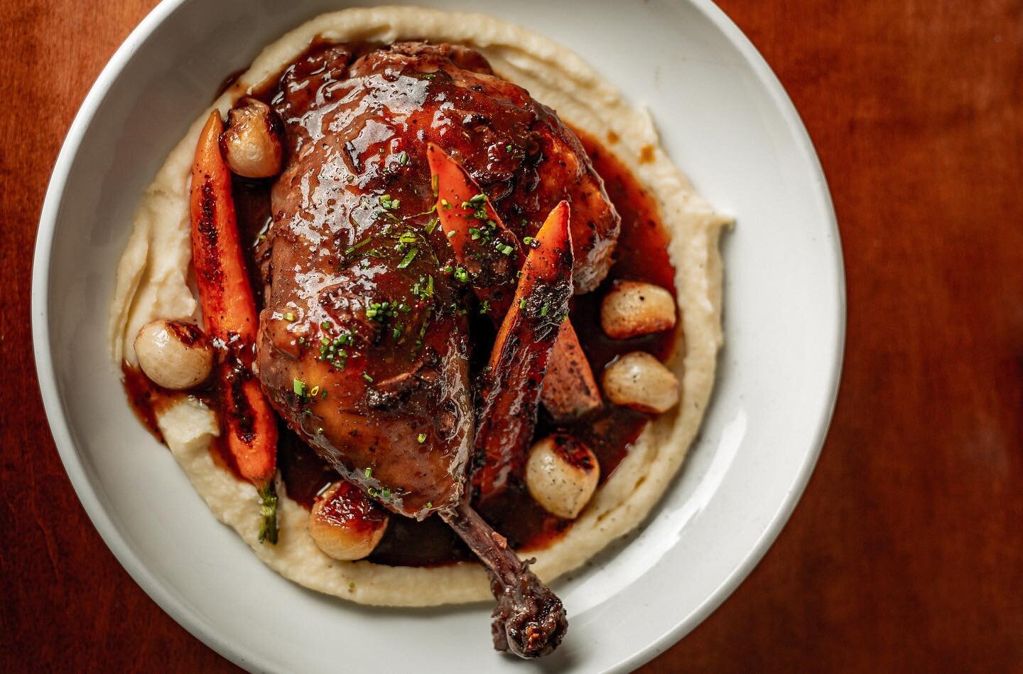 NEW MENU: CHICKEN COQ AU VIN braised chicken, red wine, herbs, smashed cauliflower potatoes, heirloom carrots, pearl onions, wild mushroom  #roceats #rochesterny #rocfoodies #westernny #rochesternewyork #fingerlakes #fingerlakesregion