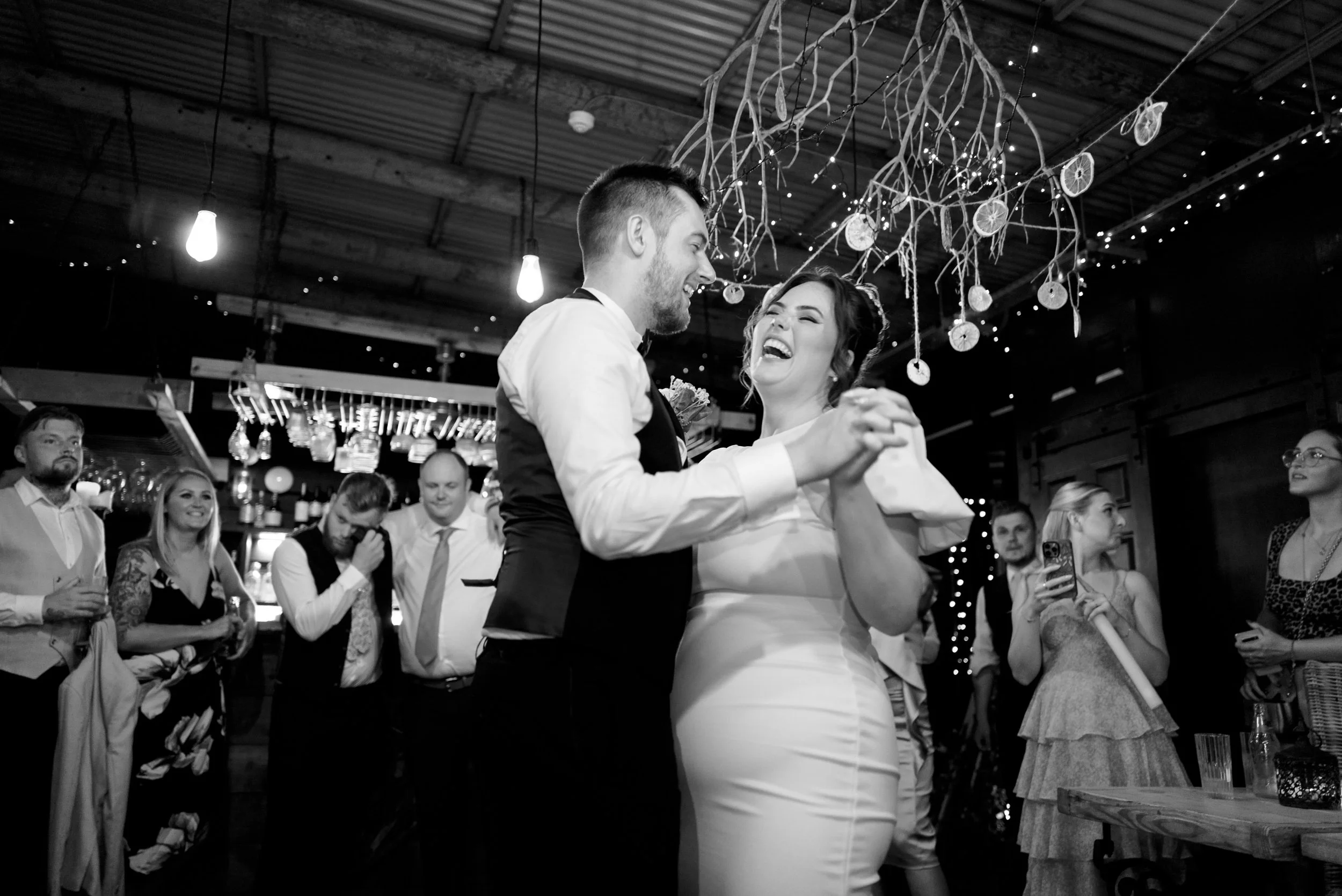 How to Choose a Wedding Photographer in Surrey (Without Feeling Overwhelmed)