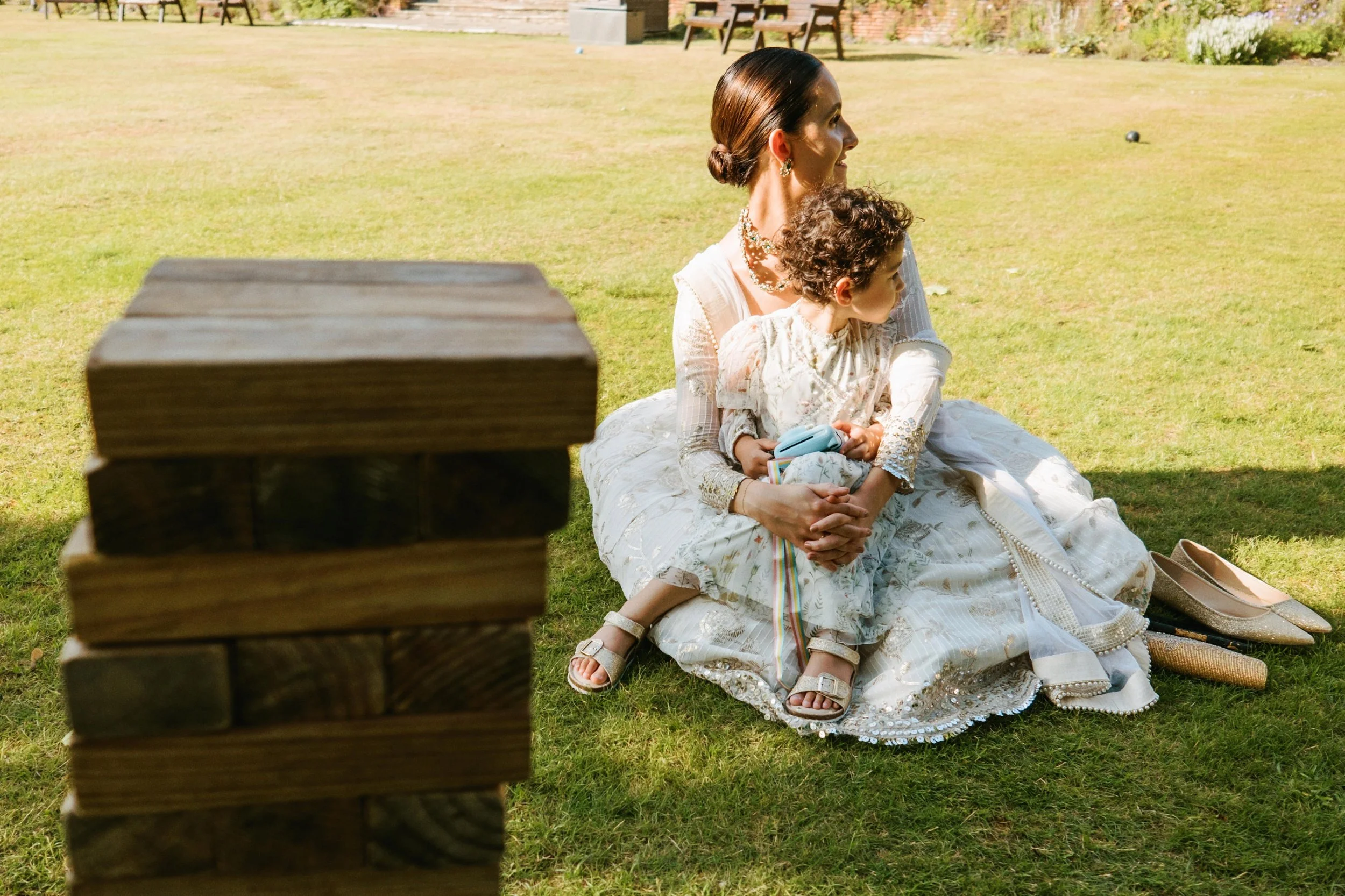 How to feel comfortable in your wedding photos | wedding photographer Surrey guide