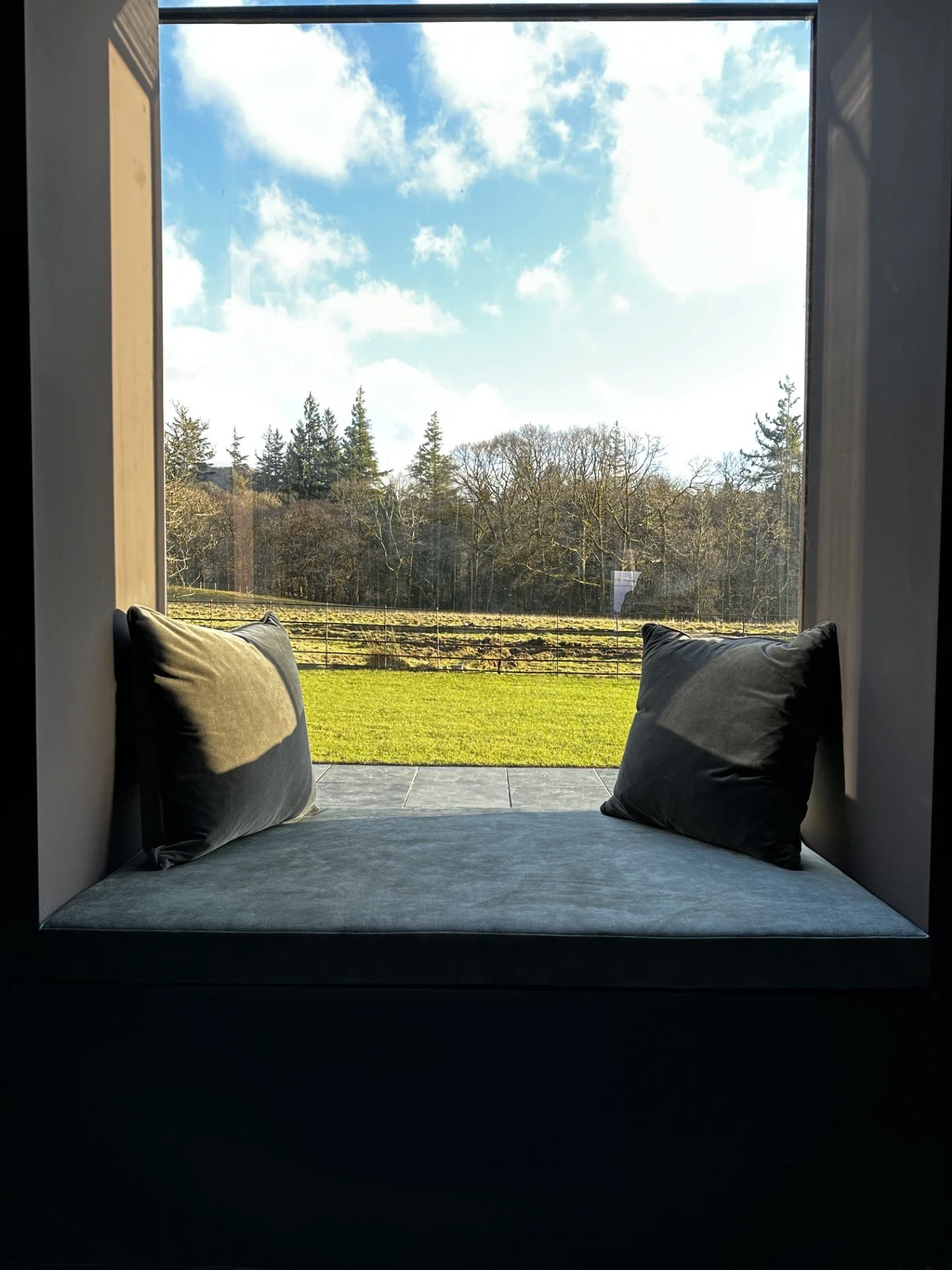 window seat1.jpg