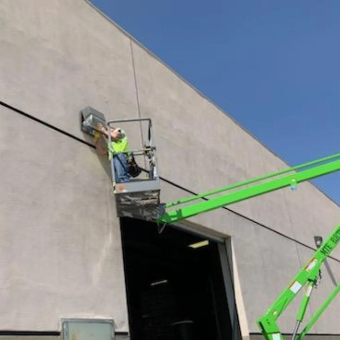 Our electrician converted an existing metal halide exterior wall fixture to energy-efficient LED lighting at this electrical supply house in Victorville, California—improving illumination while retaining the original fixture.
