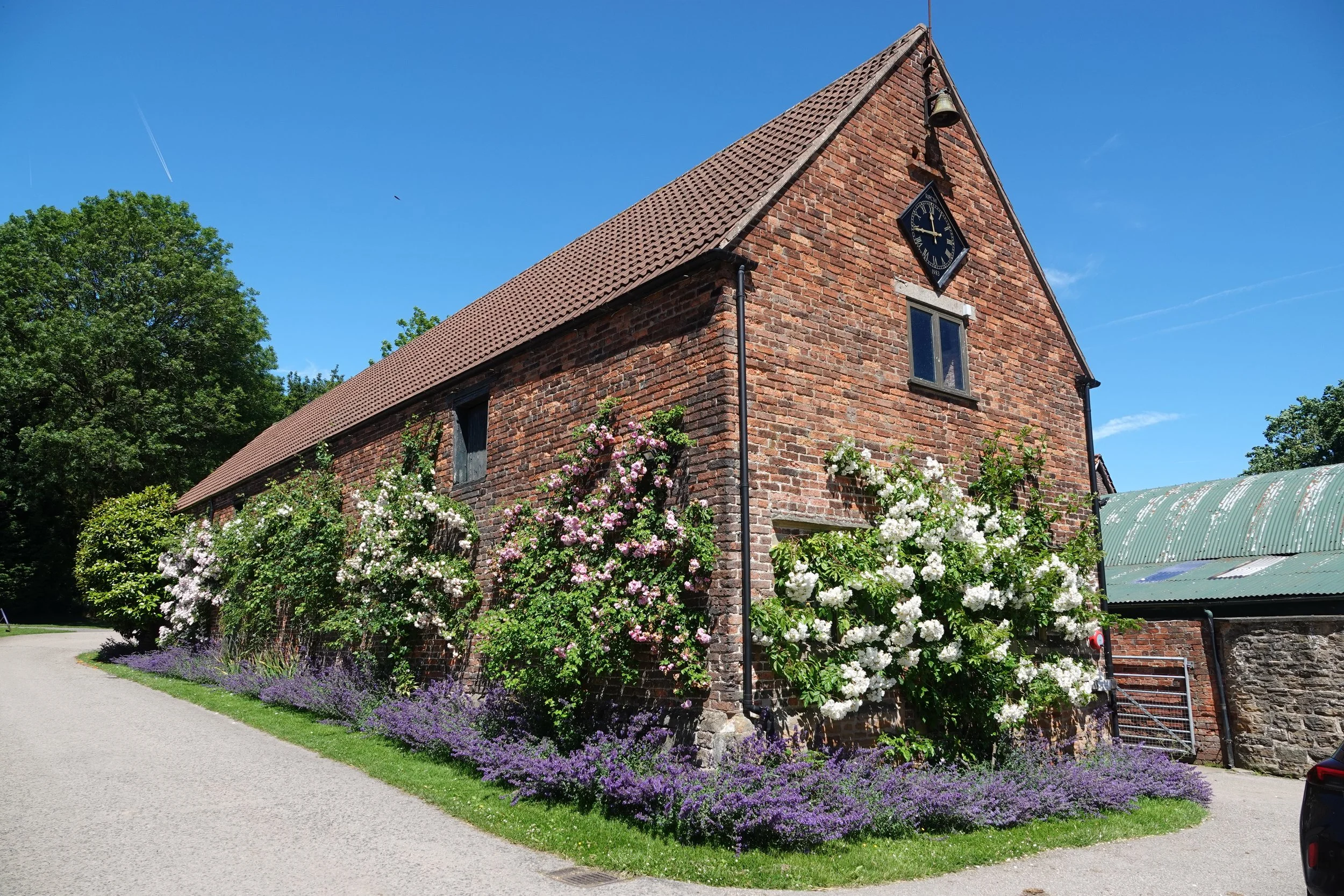 felley-priory_55350827879_o.jpg