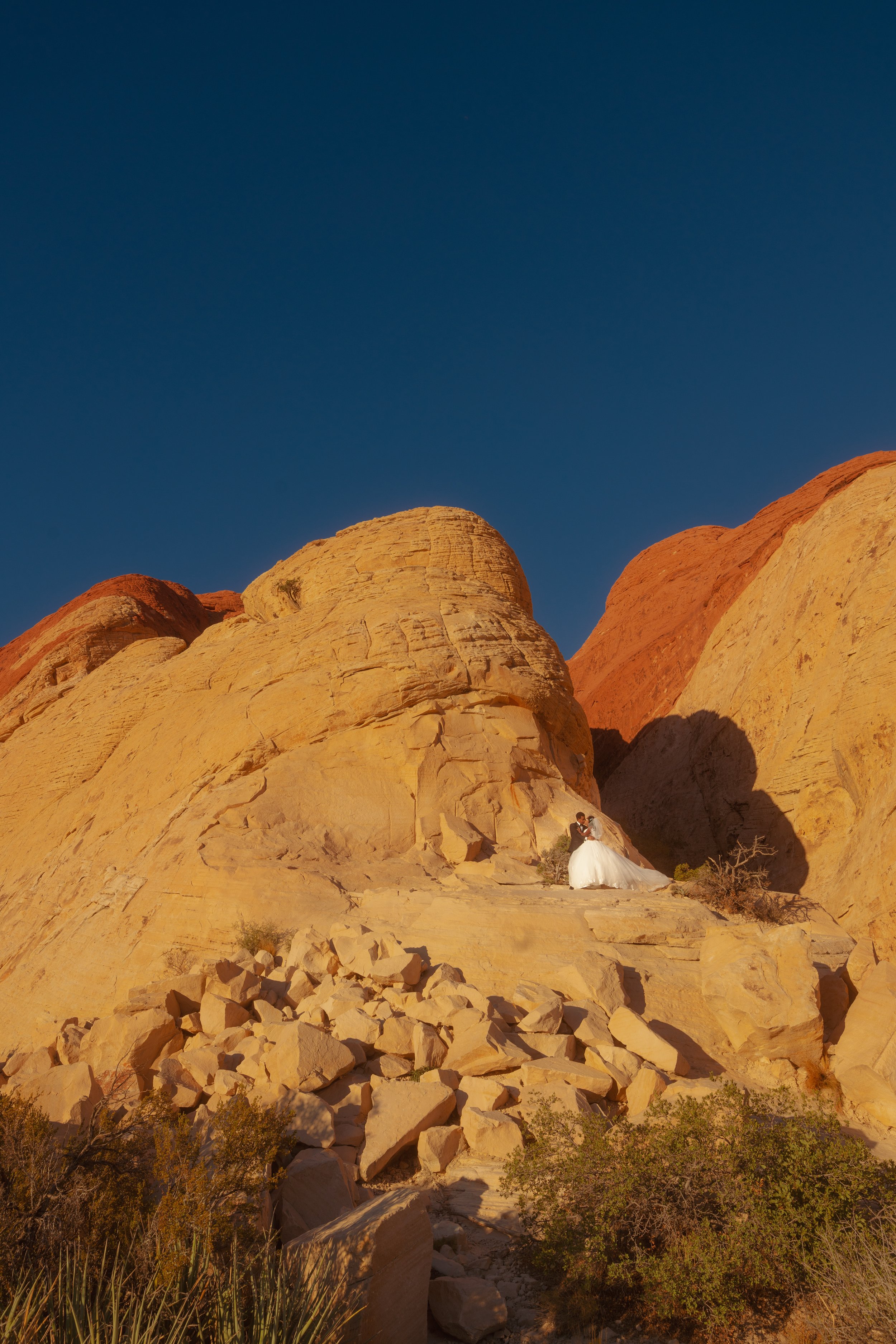 Lensa and Shiferaw RedRock 2021-04.jpg