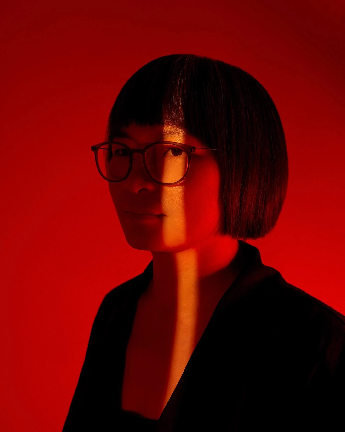 袁進𡛕 @chunnuitai_123 於 2014年自澳洲皇家墨爾本理工大學藝術文學士課程畢業，並於2018年修畢香港中文大學藝術文學碩士課程。袁氏以研究創作方式查考香港歷史文獻，把尋得的數據加以想像和轉化，從而透釋當下狀態。其作品形式包括舊物、裝置、繪畫及檔案等。近年的創作多以業餘自然主義者的視覺，觀察、尋找及追蹤大自然在城市的足跡。

MUSTHAVEKEYS 策劃夜間藝術項目「都市物種」展出六位藝術家的新作，關於存在於都市中的不同動植物物種，藉以回應人類在現今城市的各種生活模式，以及隨