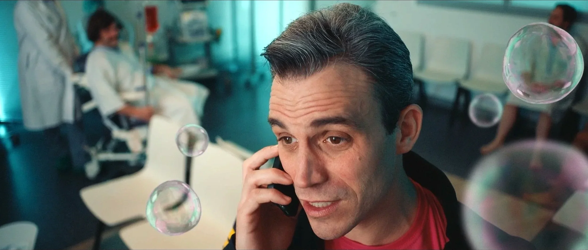 capitaine-bulle-comedy-film-clinic-waiting-room-phone.webp