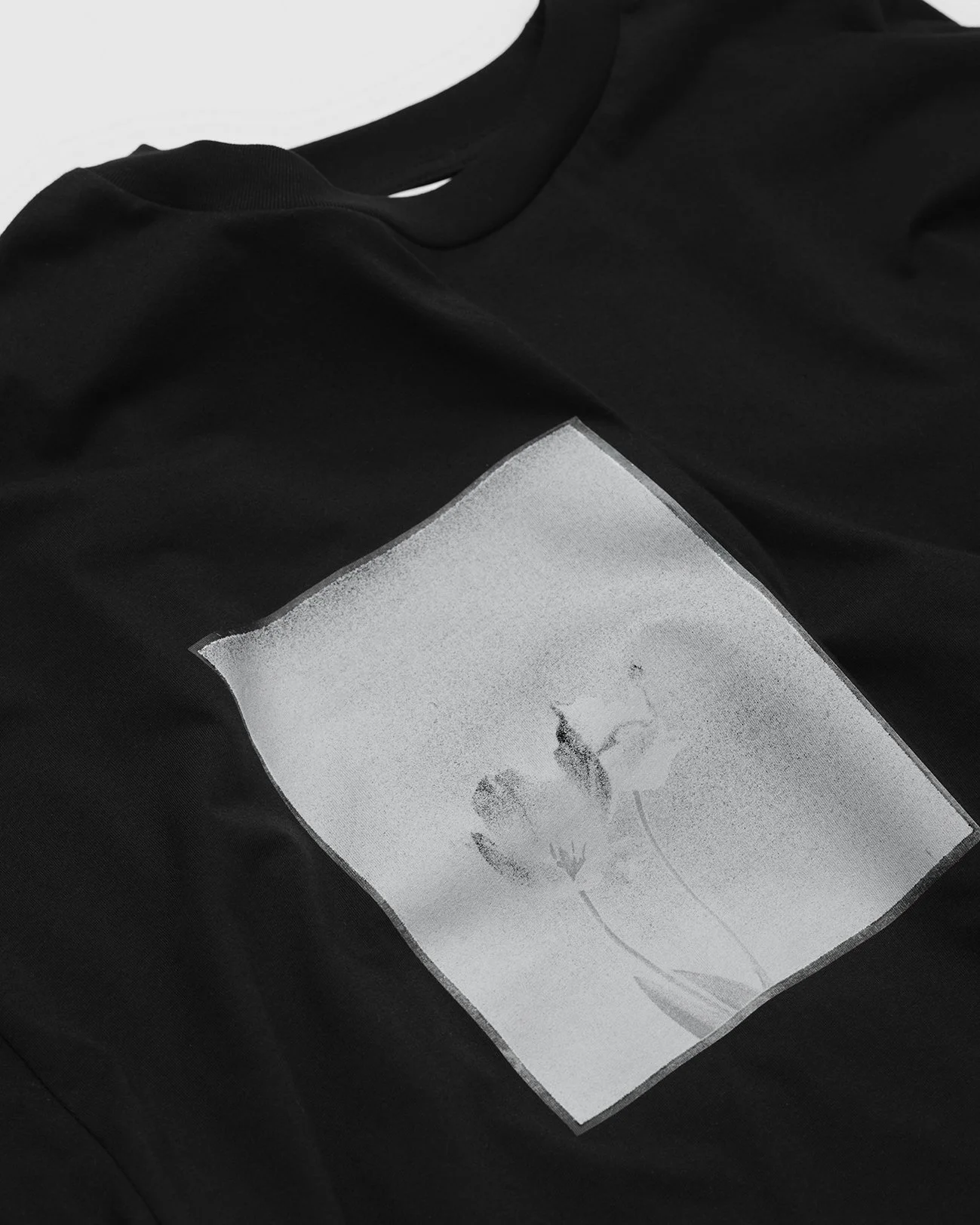 Flowerprint_Longsleeve_D_Pteron.jpg