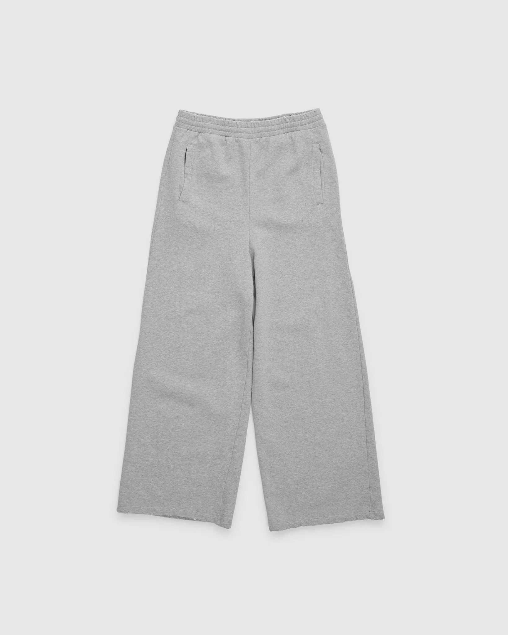 BAGGY GRAY SWEATPANTS