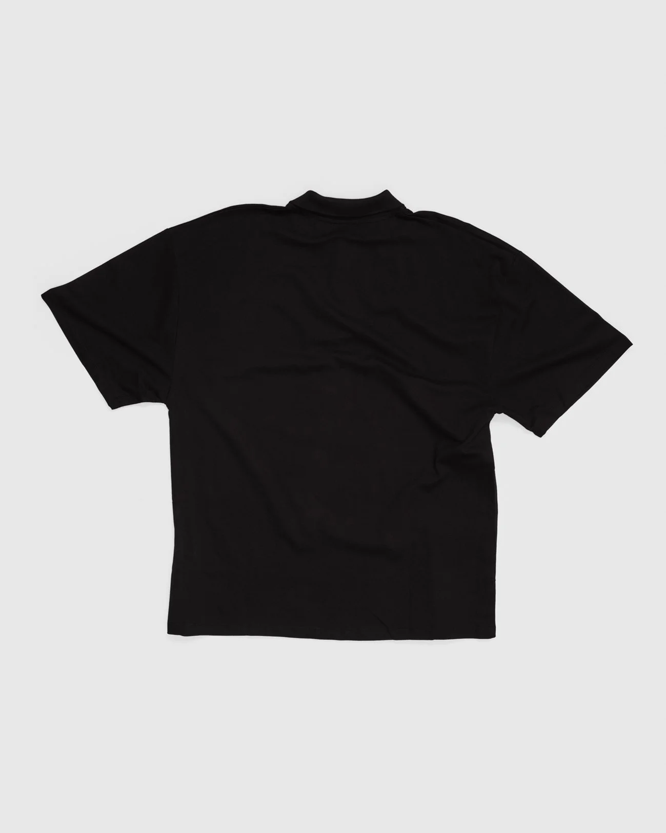 Loose_Fitted_Polo_Back_Black_Pteron.jpg