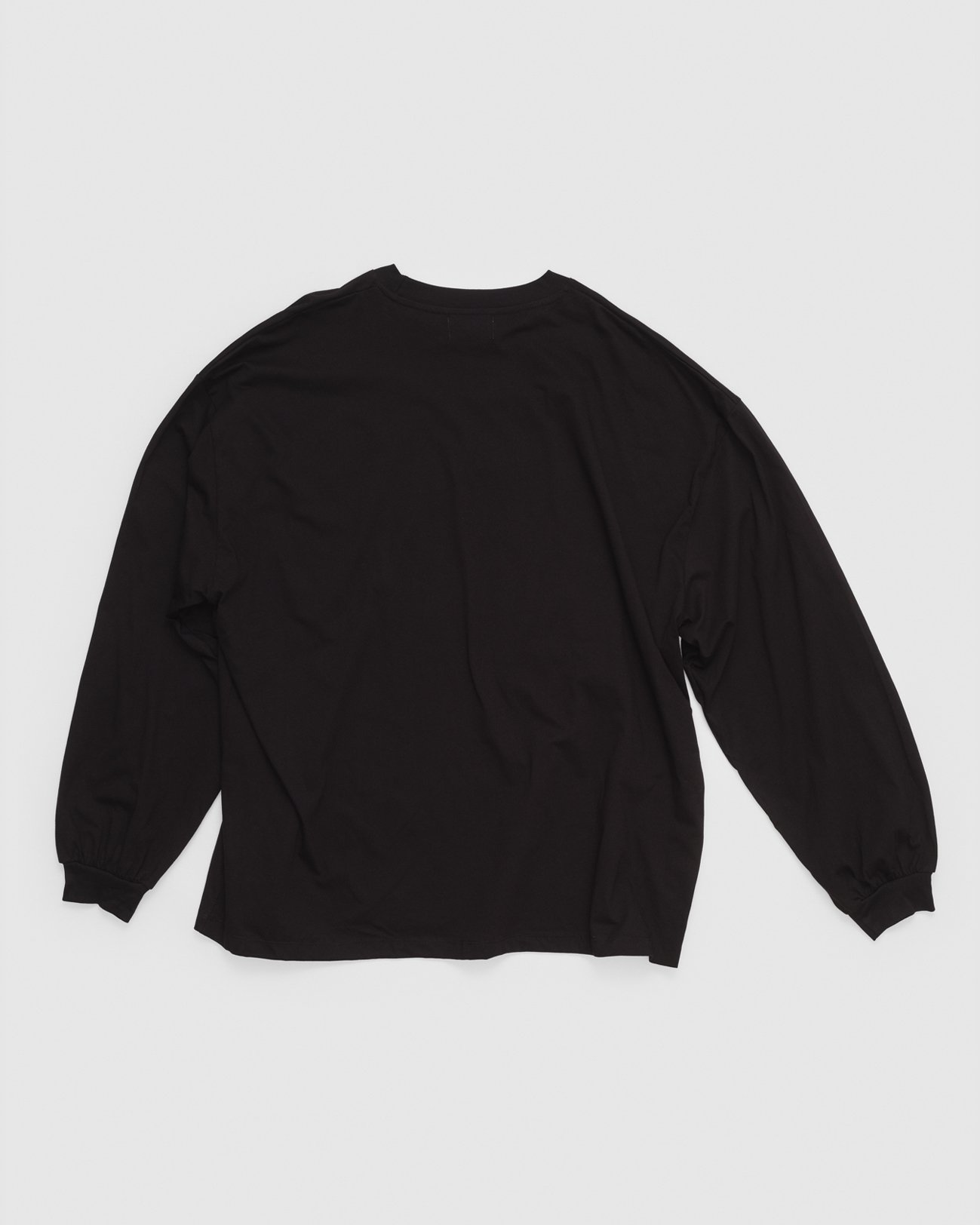 Flowerprint_Longsleeve_Back_Pteron.jpg