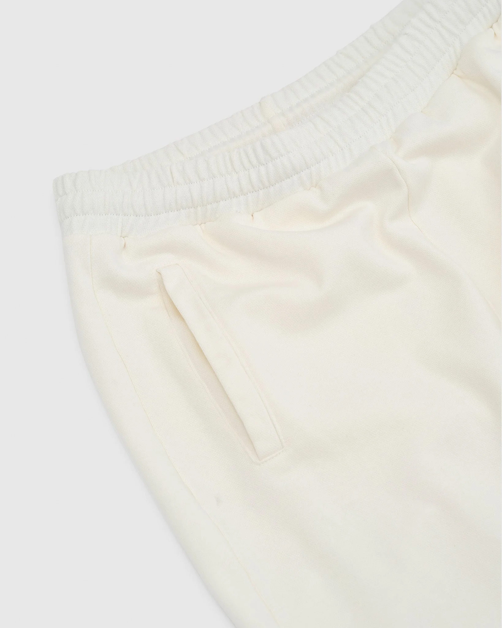 BaggySweatPants_Cream_Front_1_Pteron.jpg