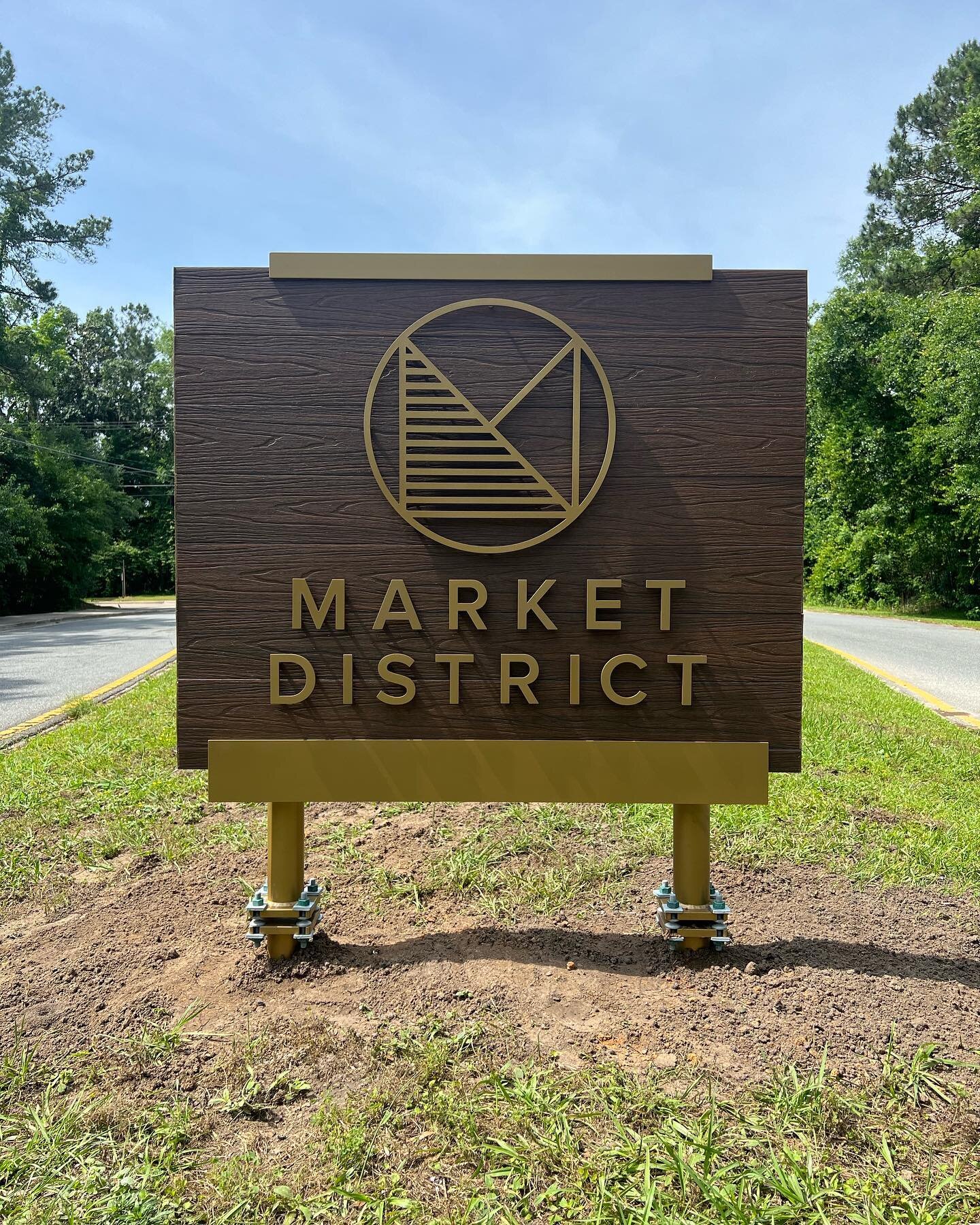 | S I G N A G E

If you visit the Market District today, you will see a couple of new additions. 😍 Our new Market District signage is up on Maclay Boulevard South and Timberlane Road. 

The Market District Association has worked hard in collaboratio