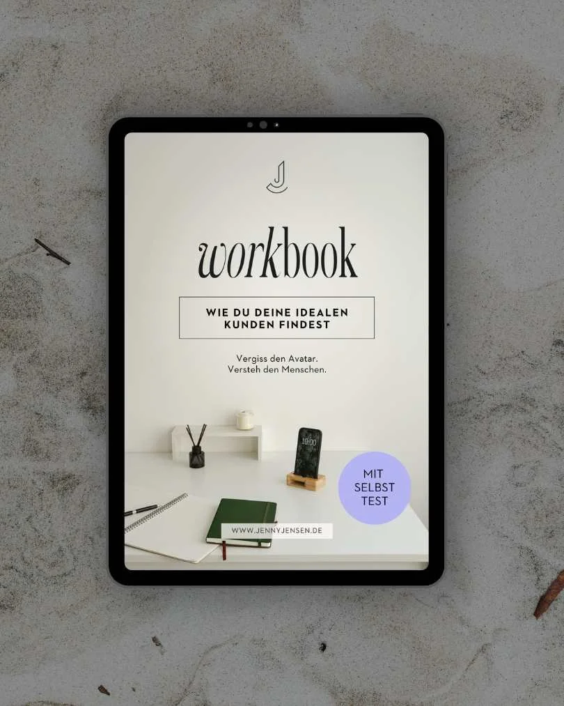 Tablet mit Abbildung für ein workbook um den traumkunden zu finden