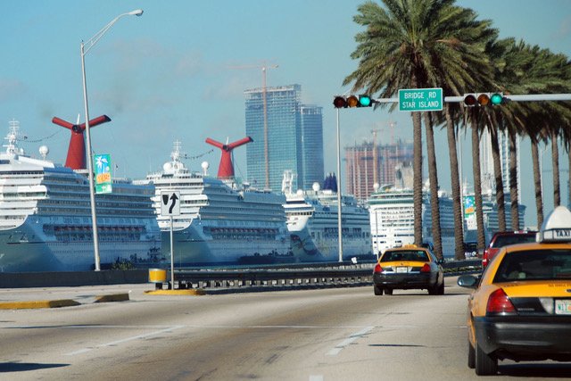 A Sailor's Honesty Shines in Downtown Miami