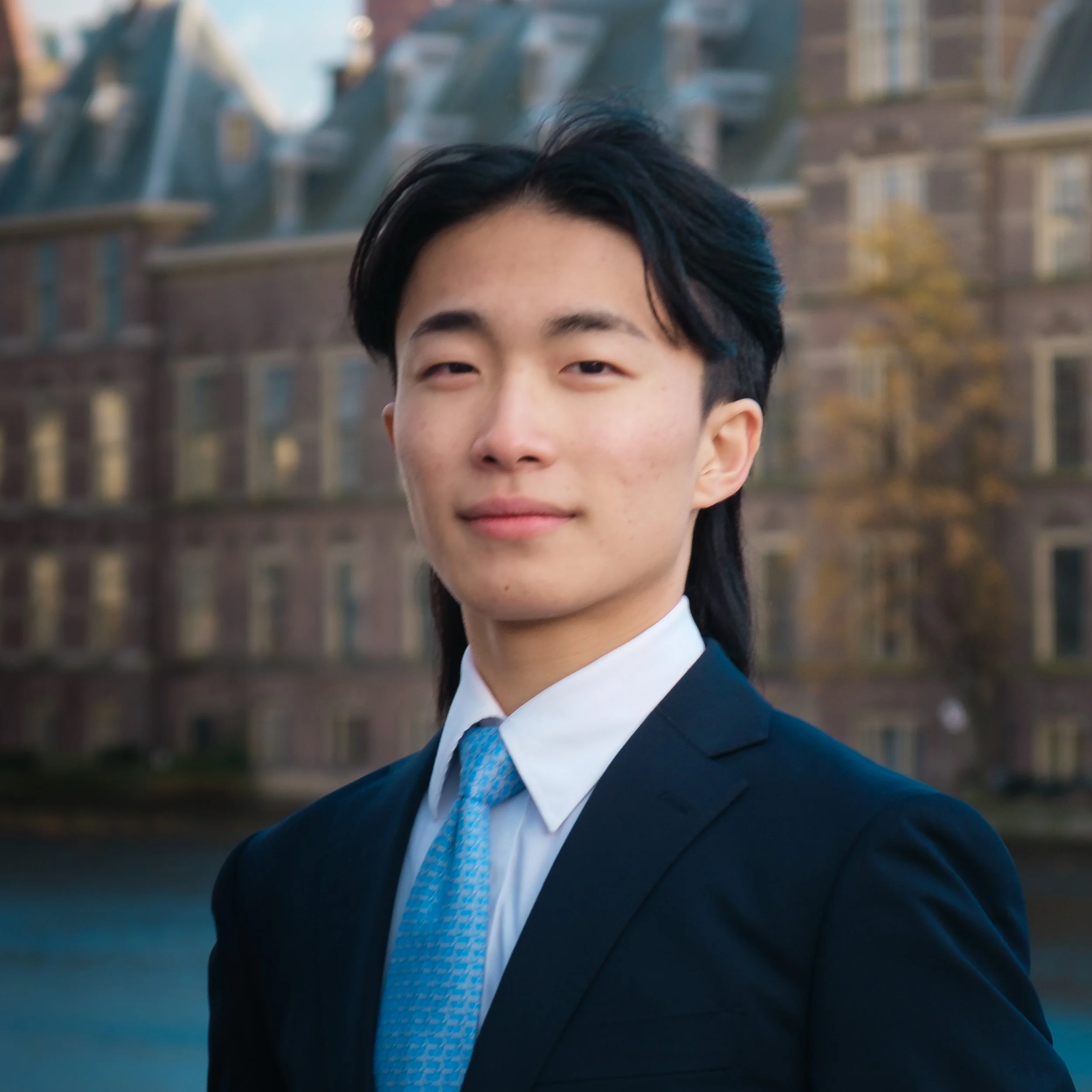 1x1headshot (4 of 10).jpg