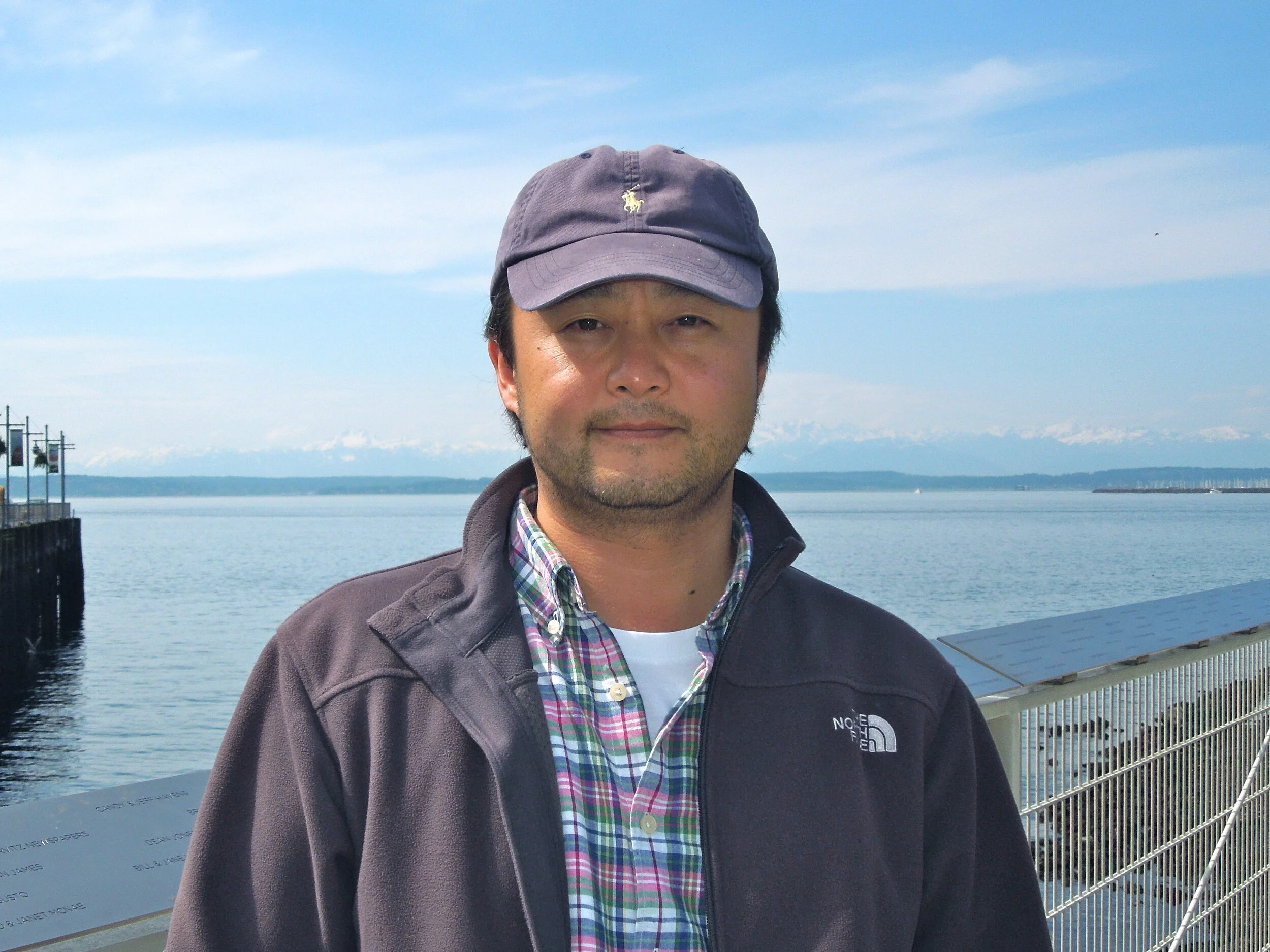 Peter Cho_profile pic_website.jpeg