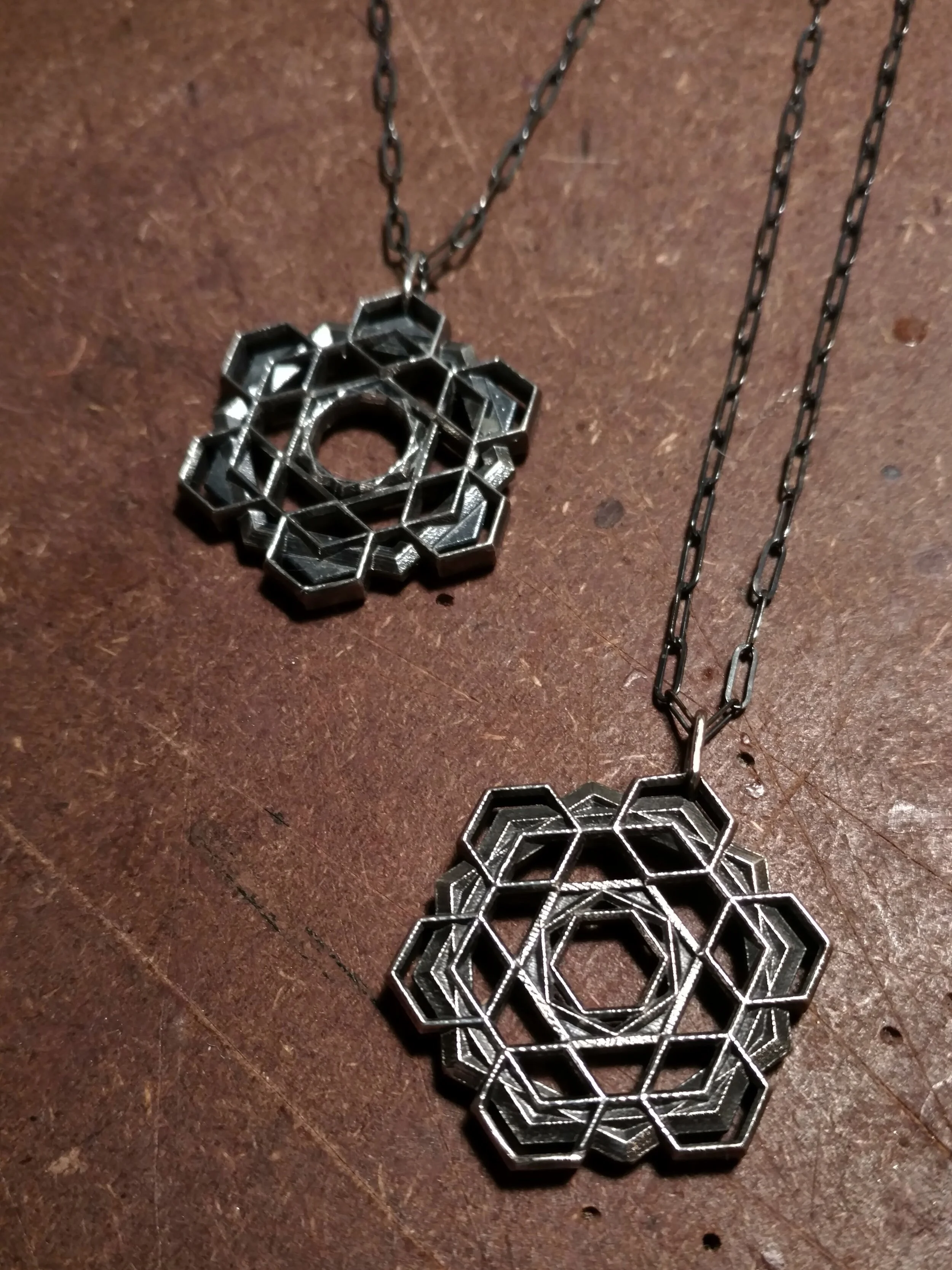 snowflake_pendants.jpg