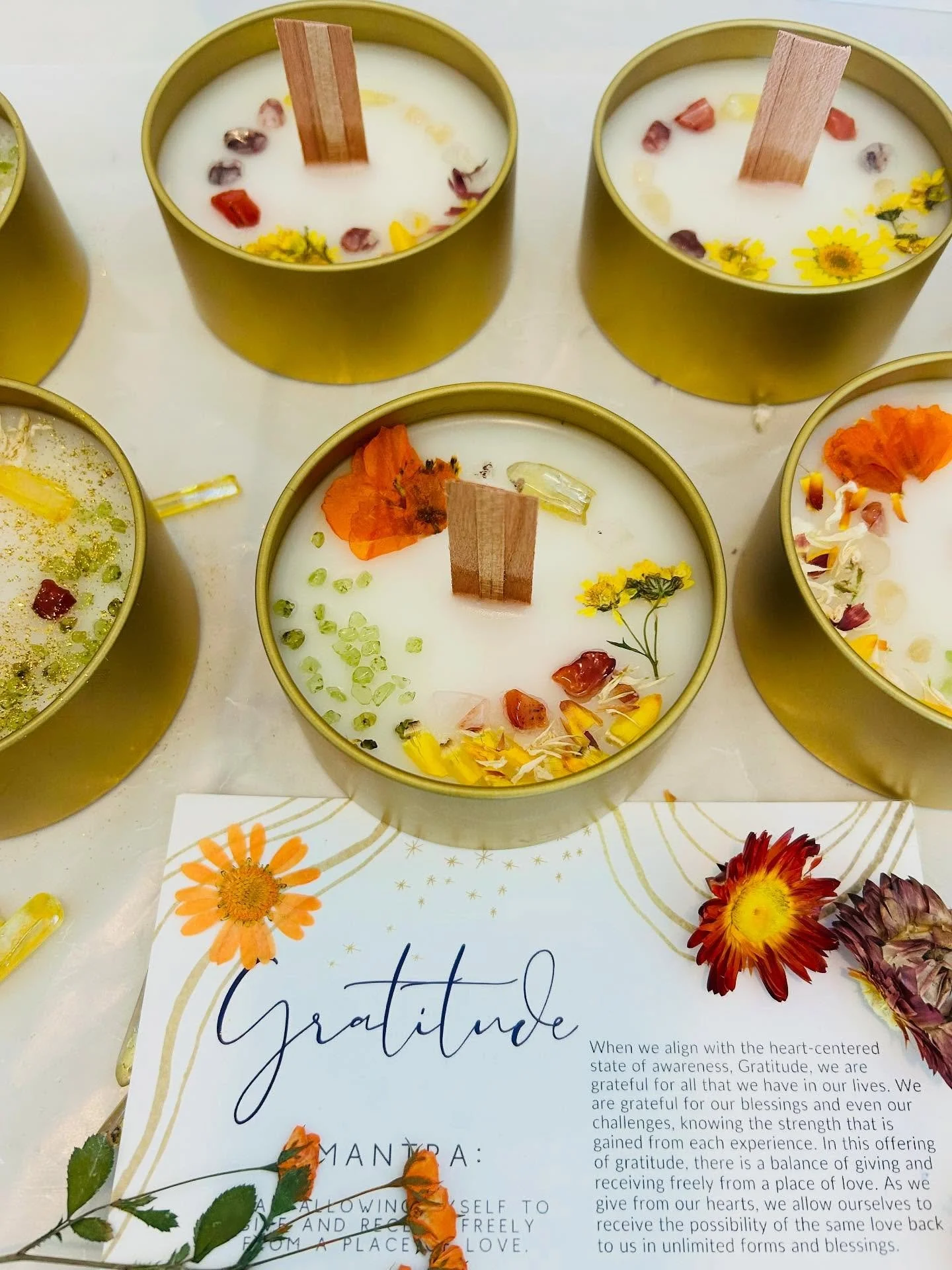Tis the season for Gratitude!! 🧡💛🌻 Now available in creamy vanilla + woody notes. Perfect for this autumn season. May Gratitude Intention bless you with so much abundance and love. Grateful for you all 🙏 www.soulloveconnections.com #gratitude #in
