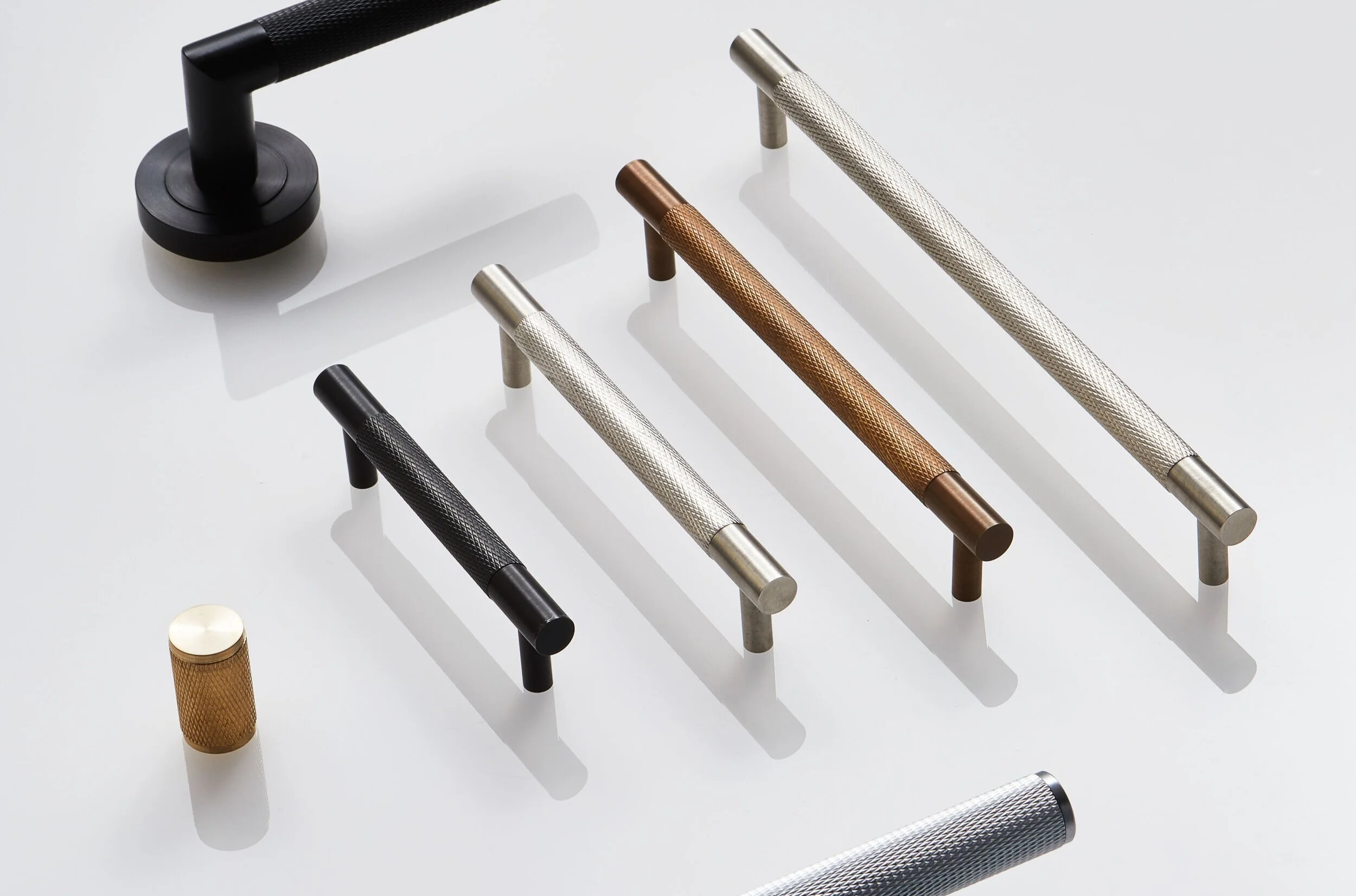 KAMEN knob & handle.jpg
