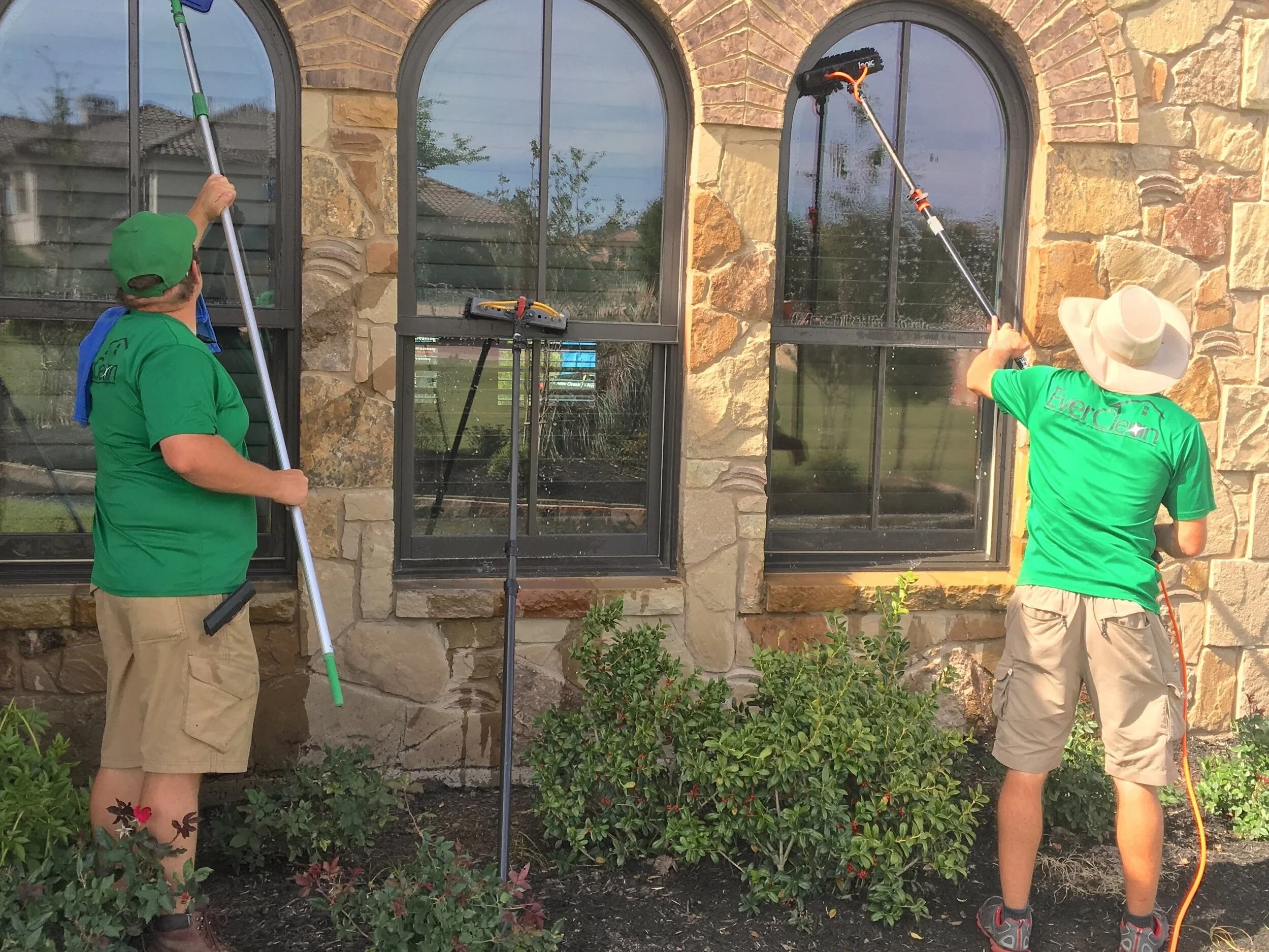 Professional Window Cleaning TX EverClean — EverClean